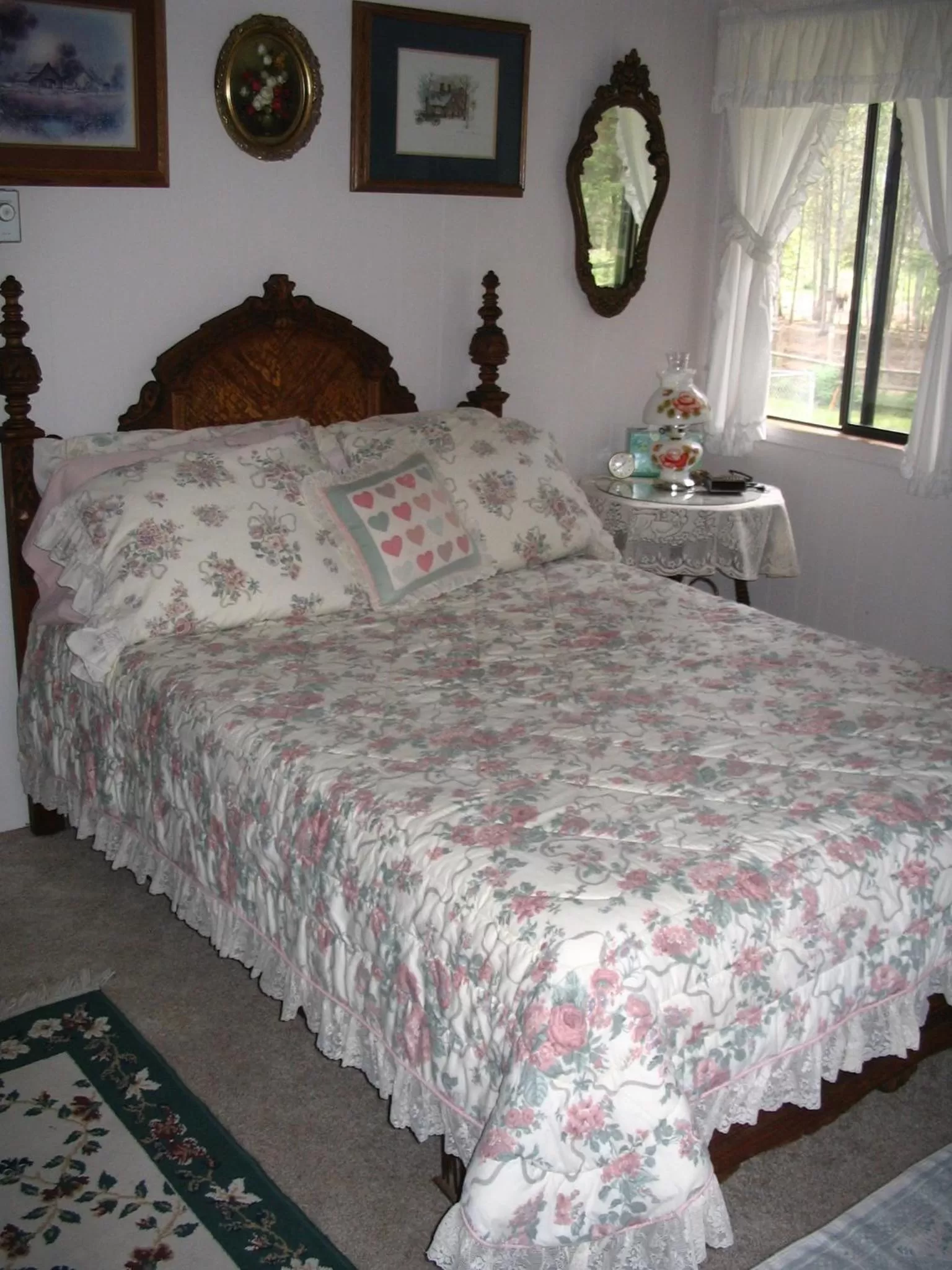 Bedroom, Bed in Lonesome Dove Ranch