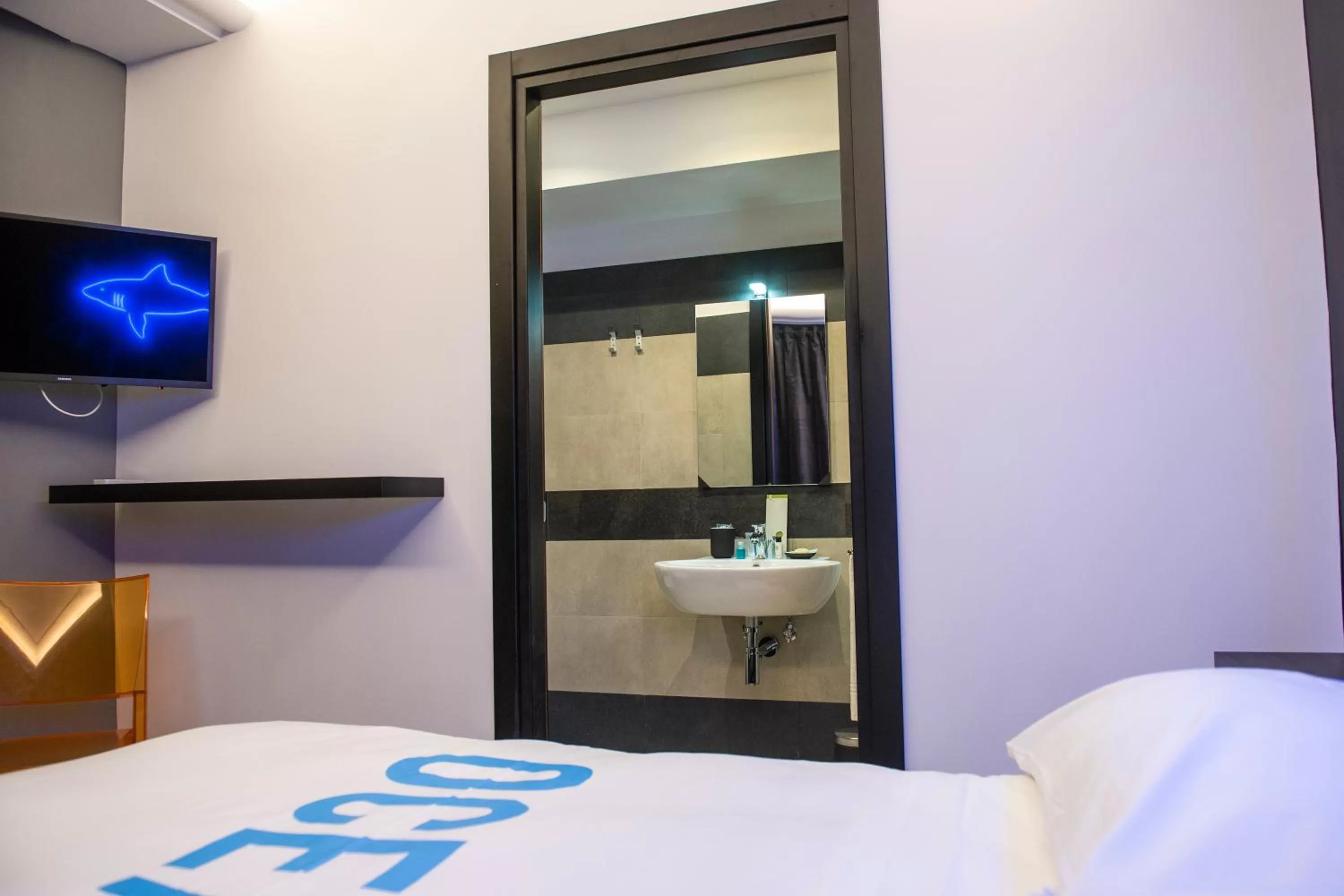 Bed in D'amelio'S suites