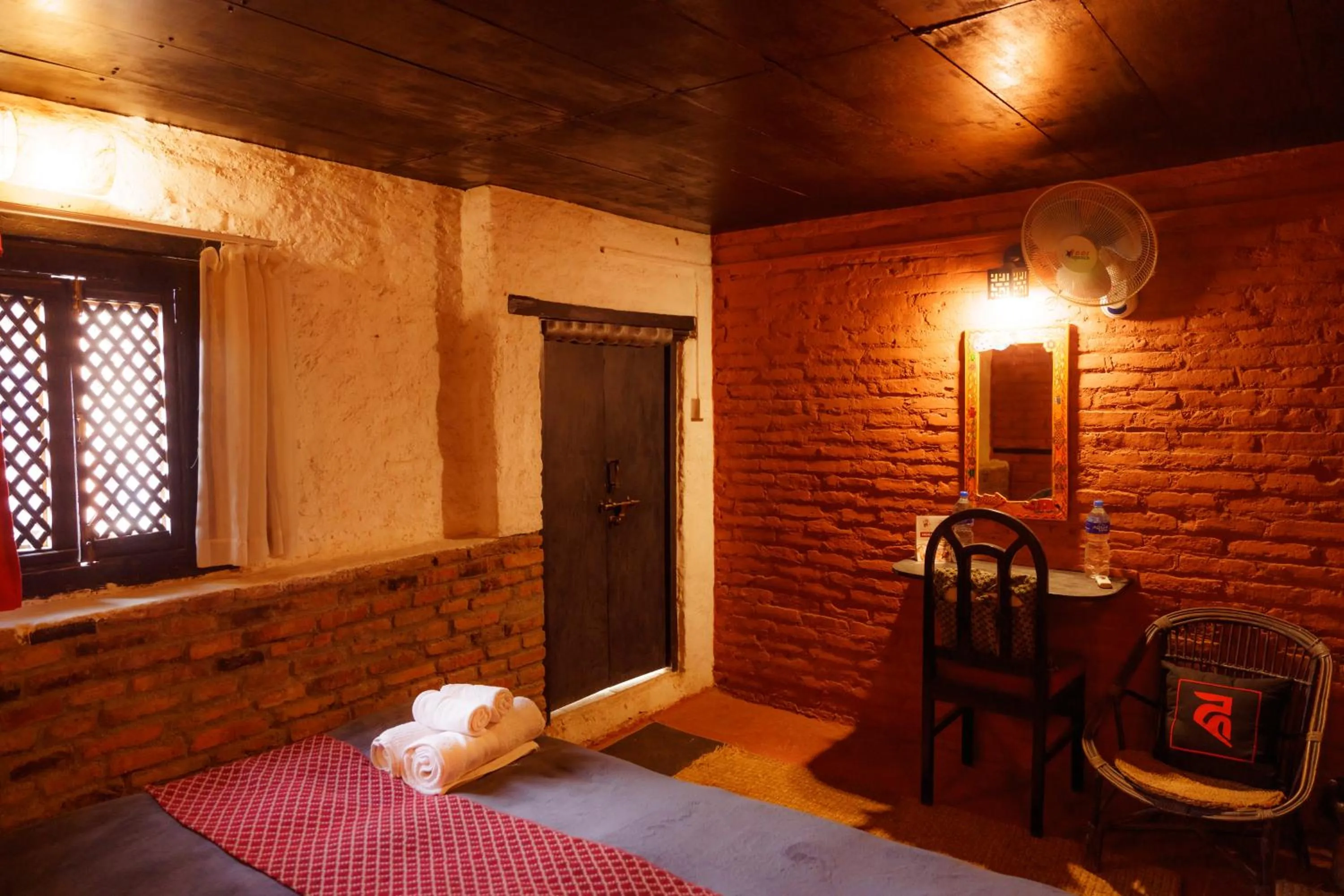 Property building, Bed in Hira Guest House