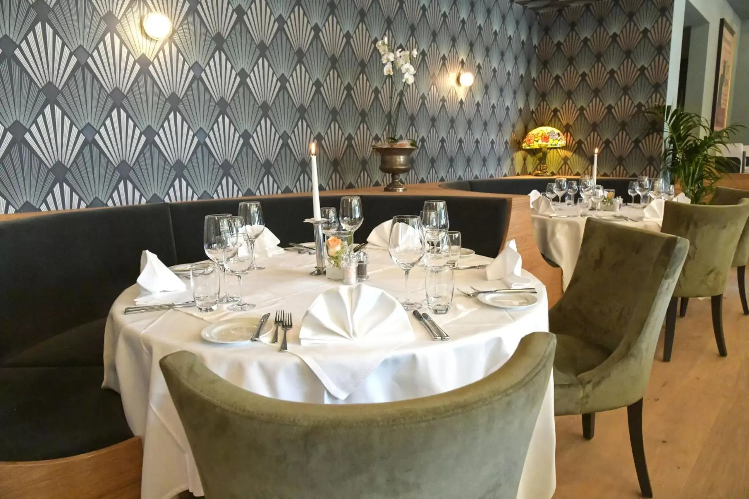 Restaurant/Places to Eat in Kongress Hotel Davos