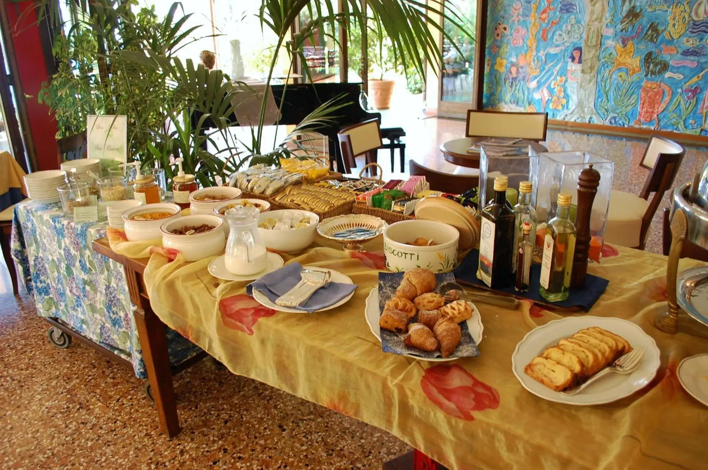 Food, Breakfast in Villa Madrina Wellness Resort Hotel