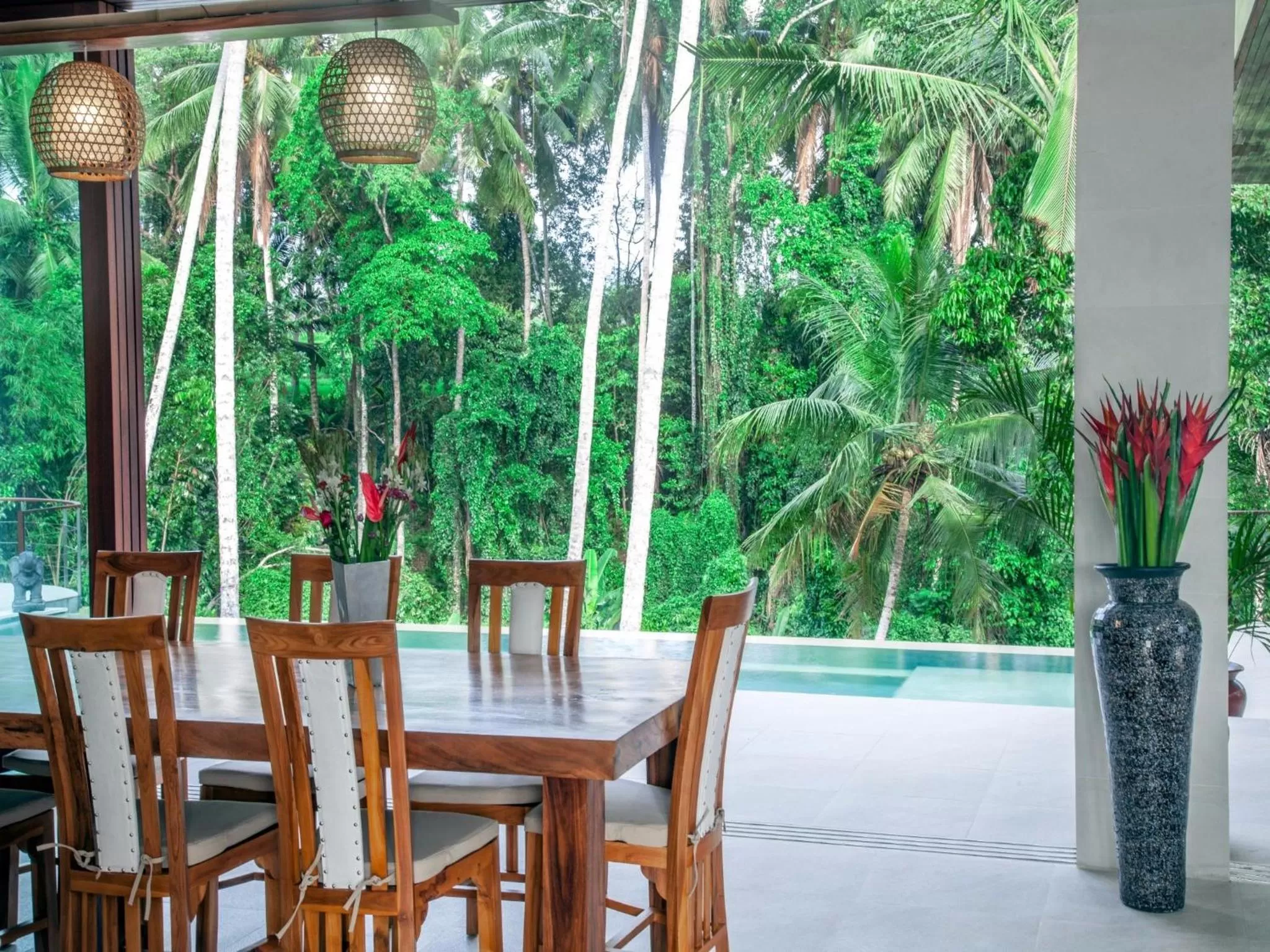 Dining area in Villa Merdu Ubud
