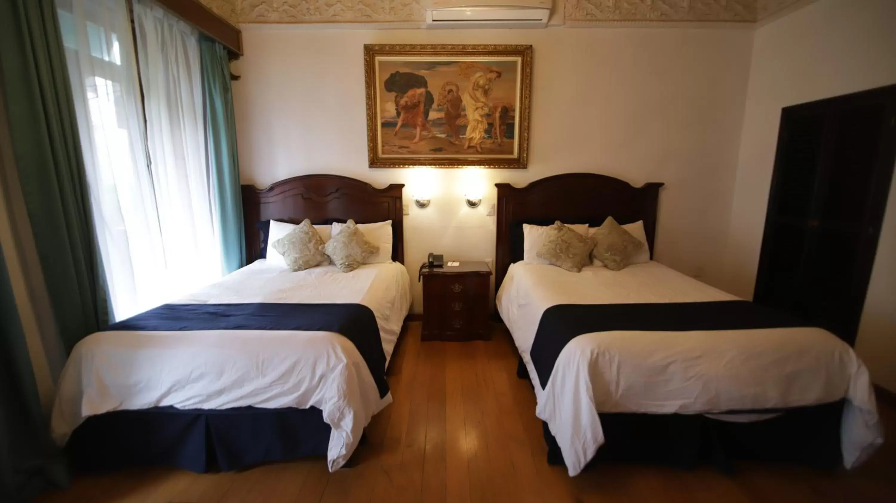 Bed in Hotel Luna