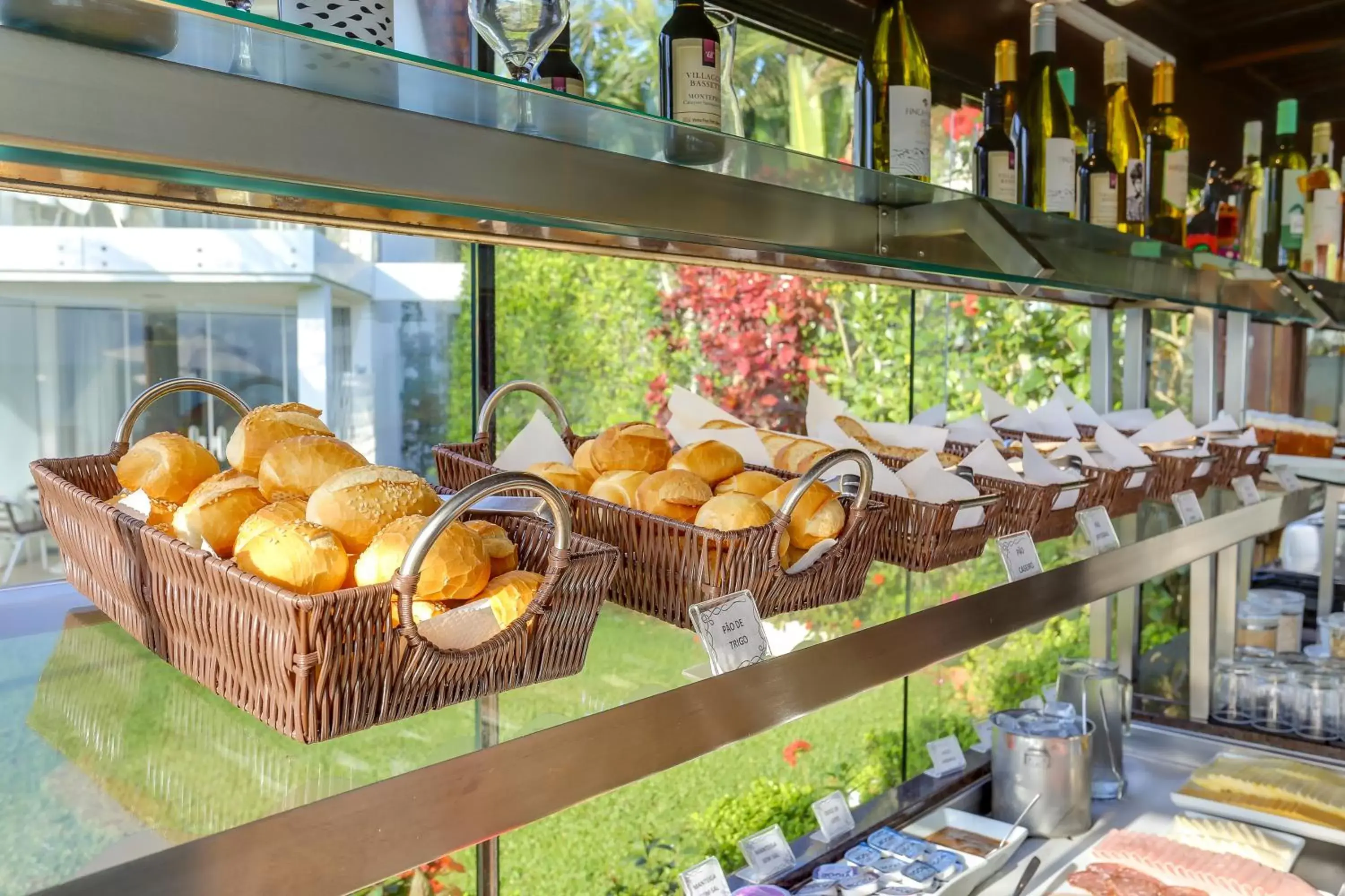 Breakfast in Hotel Sete Ilhas