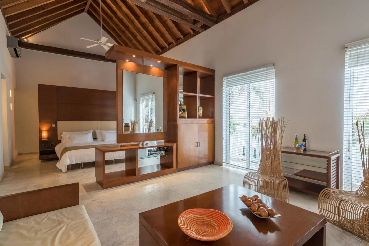 Living room, Bed in Casa Claver Loft Boutique Hotel