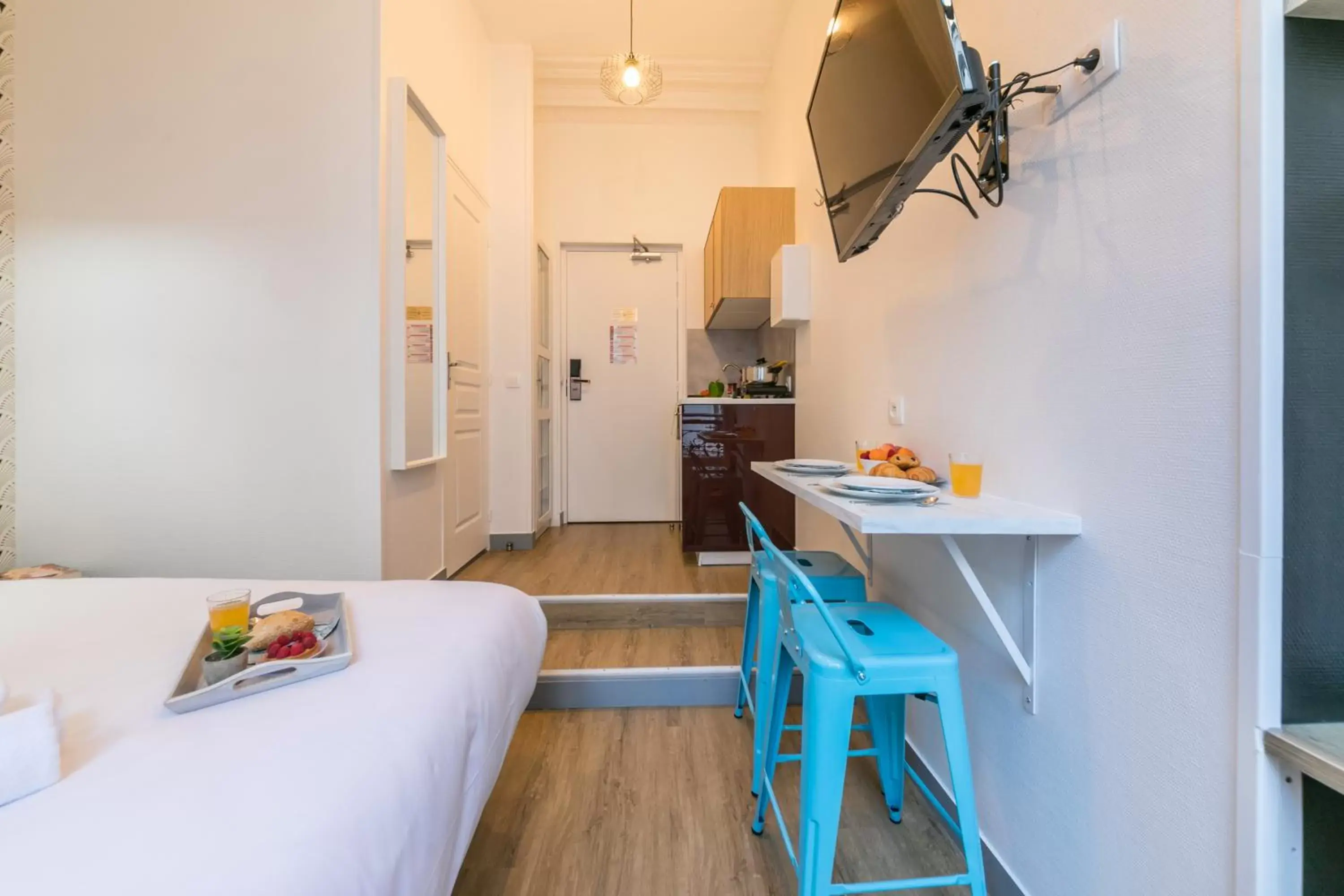 Bedroom in Apartments WS Haussmann - La Fayette