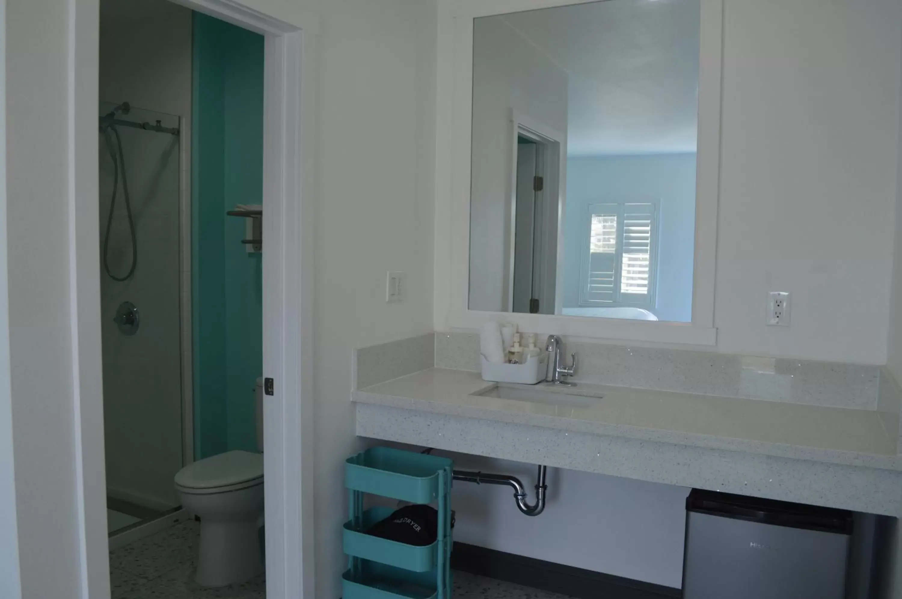 Shower, Bathroom in Calafia Inn San Clemente Newly renovated
