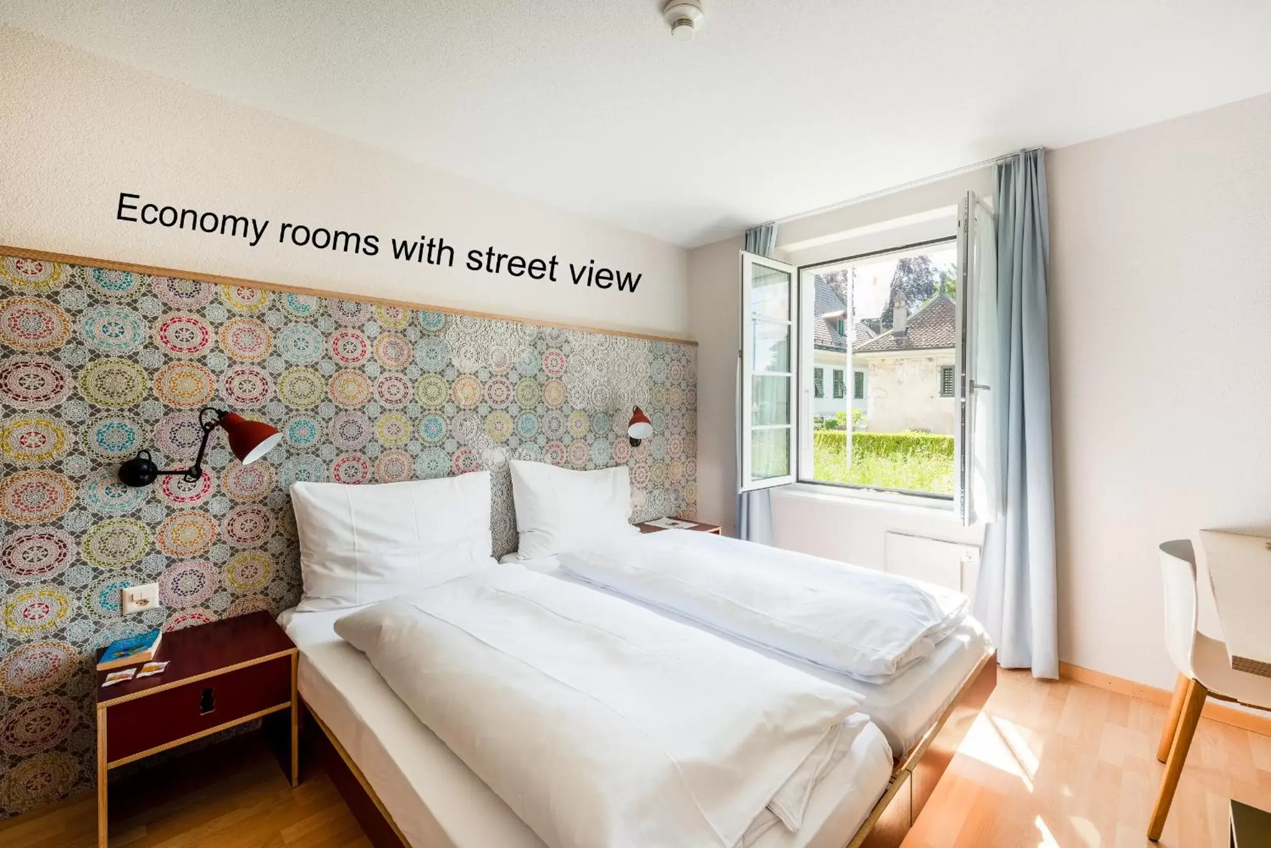 Double Room Street Side in Bären Self Check-in Hotel