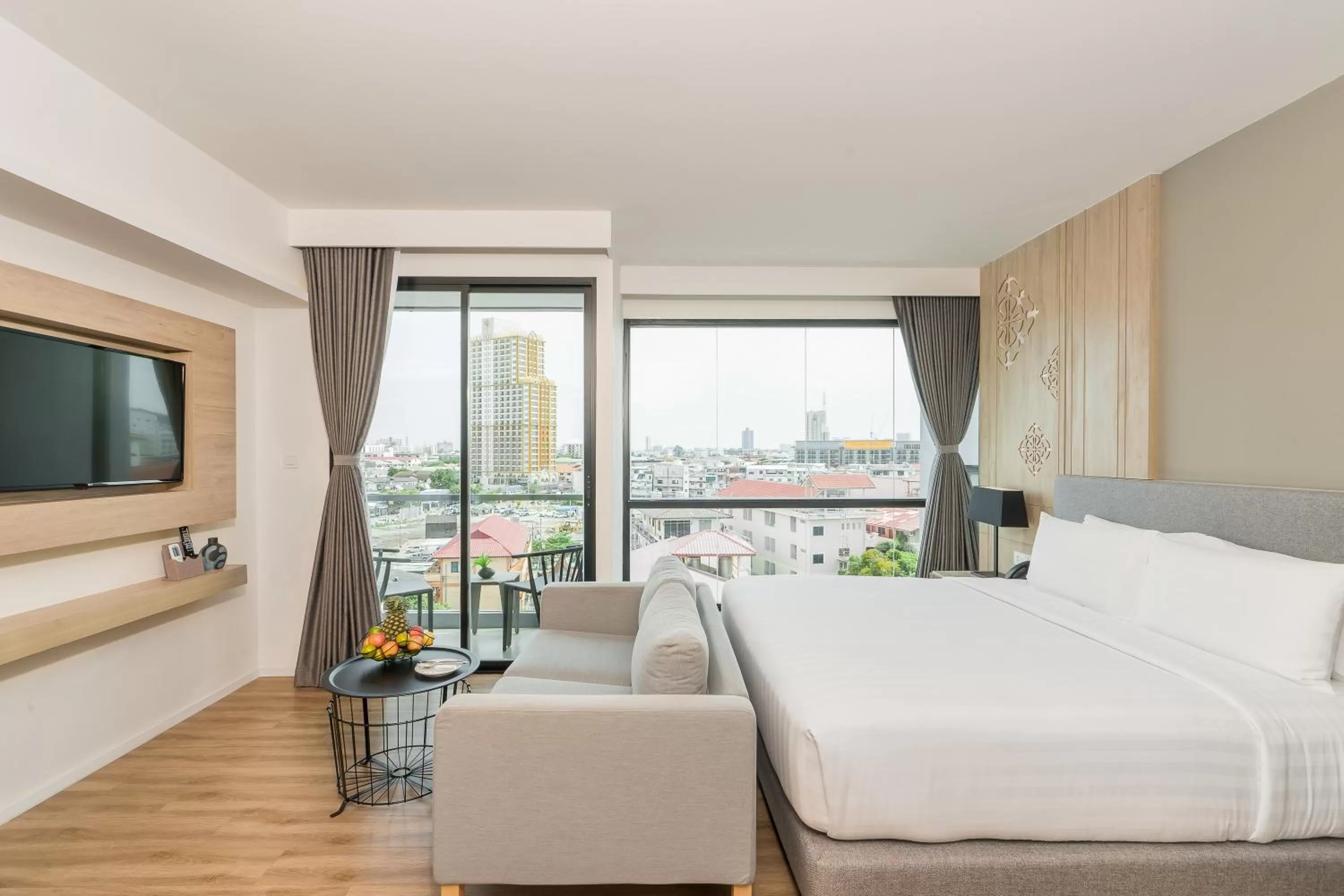 Bed in Hotel Amber Pattaya