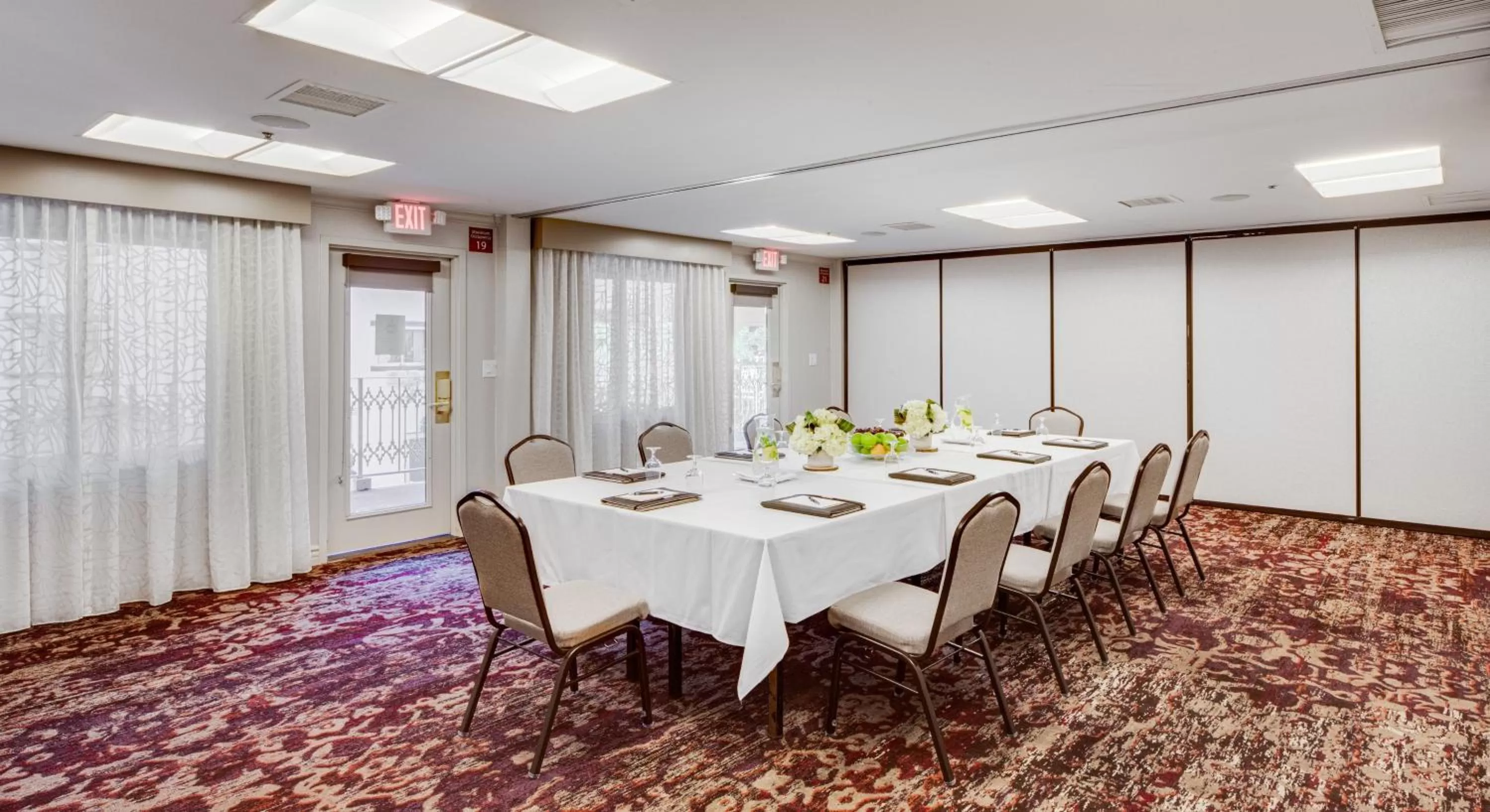 Meeting/conference room in Ayres Hotel Costa Mesa Newport Beach