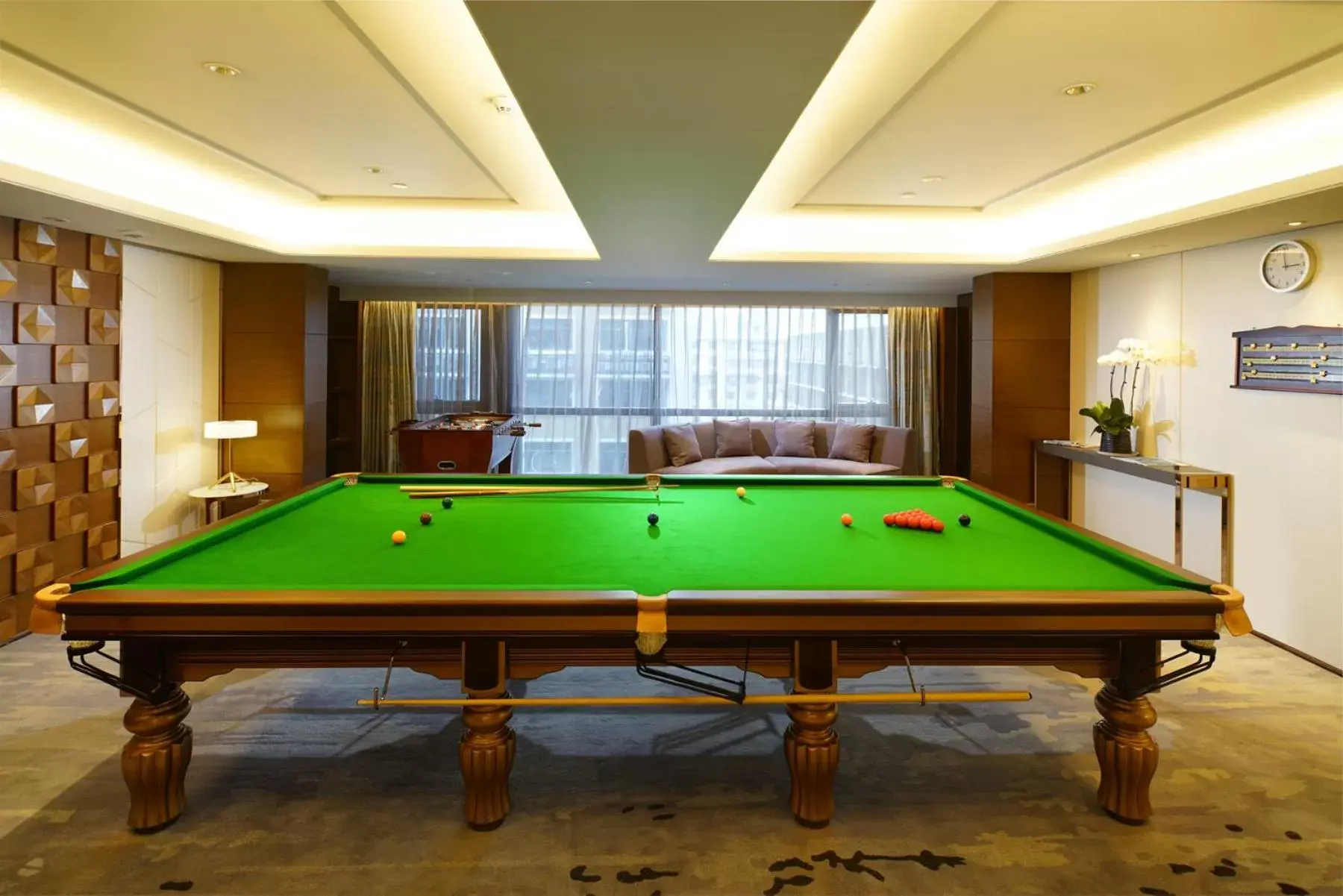 Communal lounge/ TV room, Billiards in Fraser Suites Shenzhen