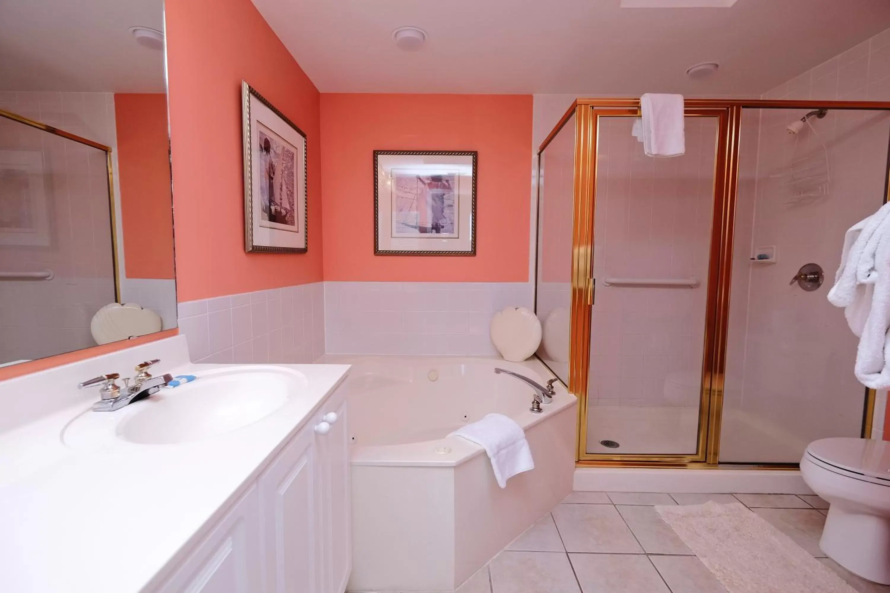 Bathroom in Litchfield Beach & Golf Resort