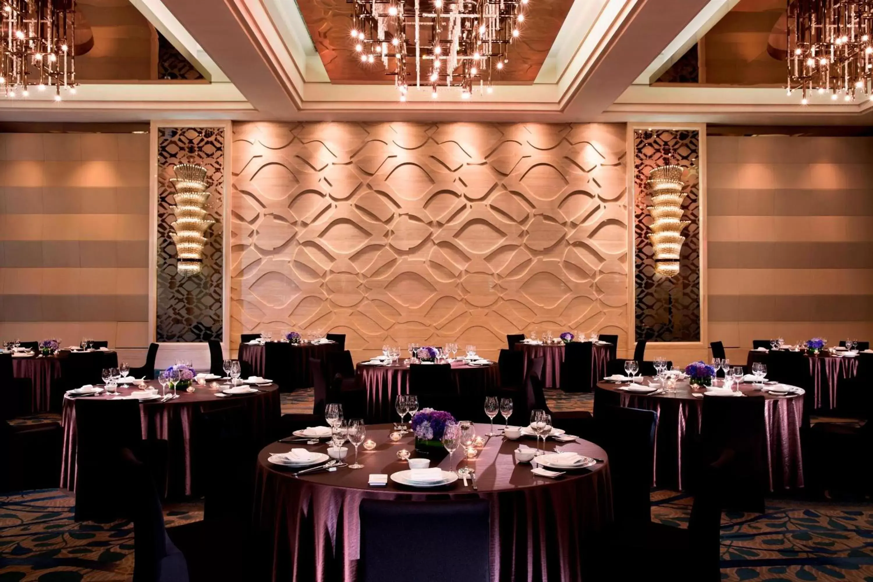 Meeting/conference room, Restaurant/Places to Eat in JW Marriott Hotel Zhengzhou