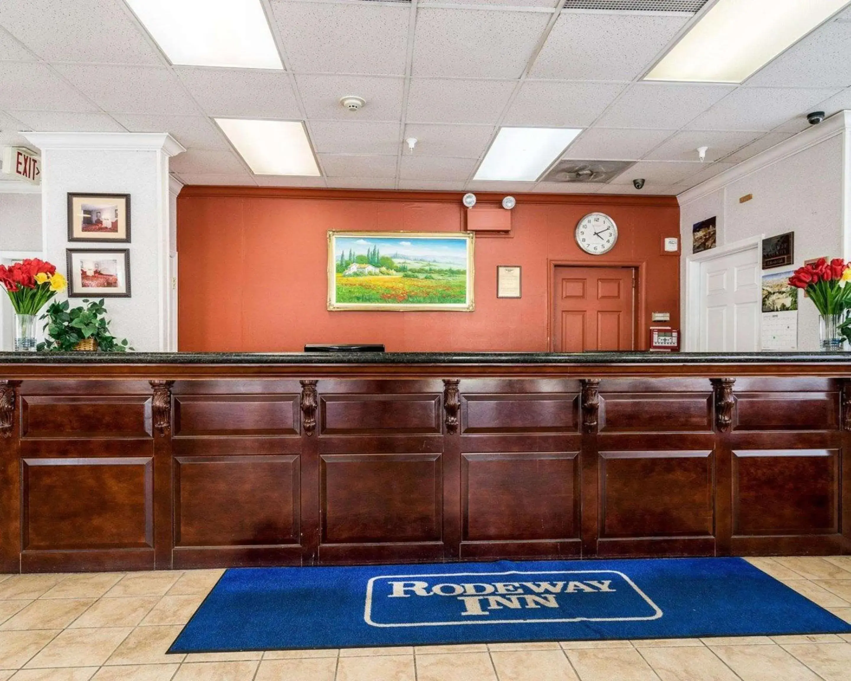 Lobby or reception in Rodeway Inn Newark Lobby or reception in Rodeway Inn Newark