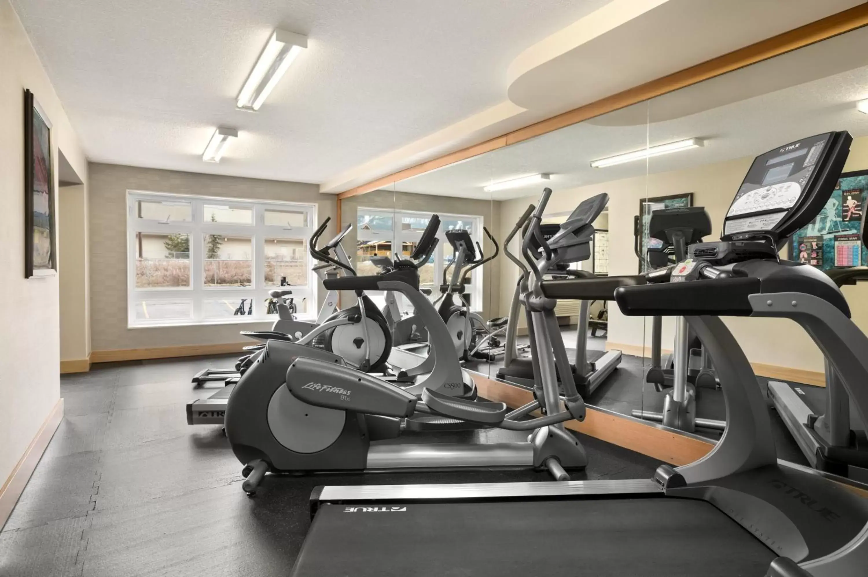 Fitness centre/facilities, Fitness Center/Facilities in Canmore Inn & Suites