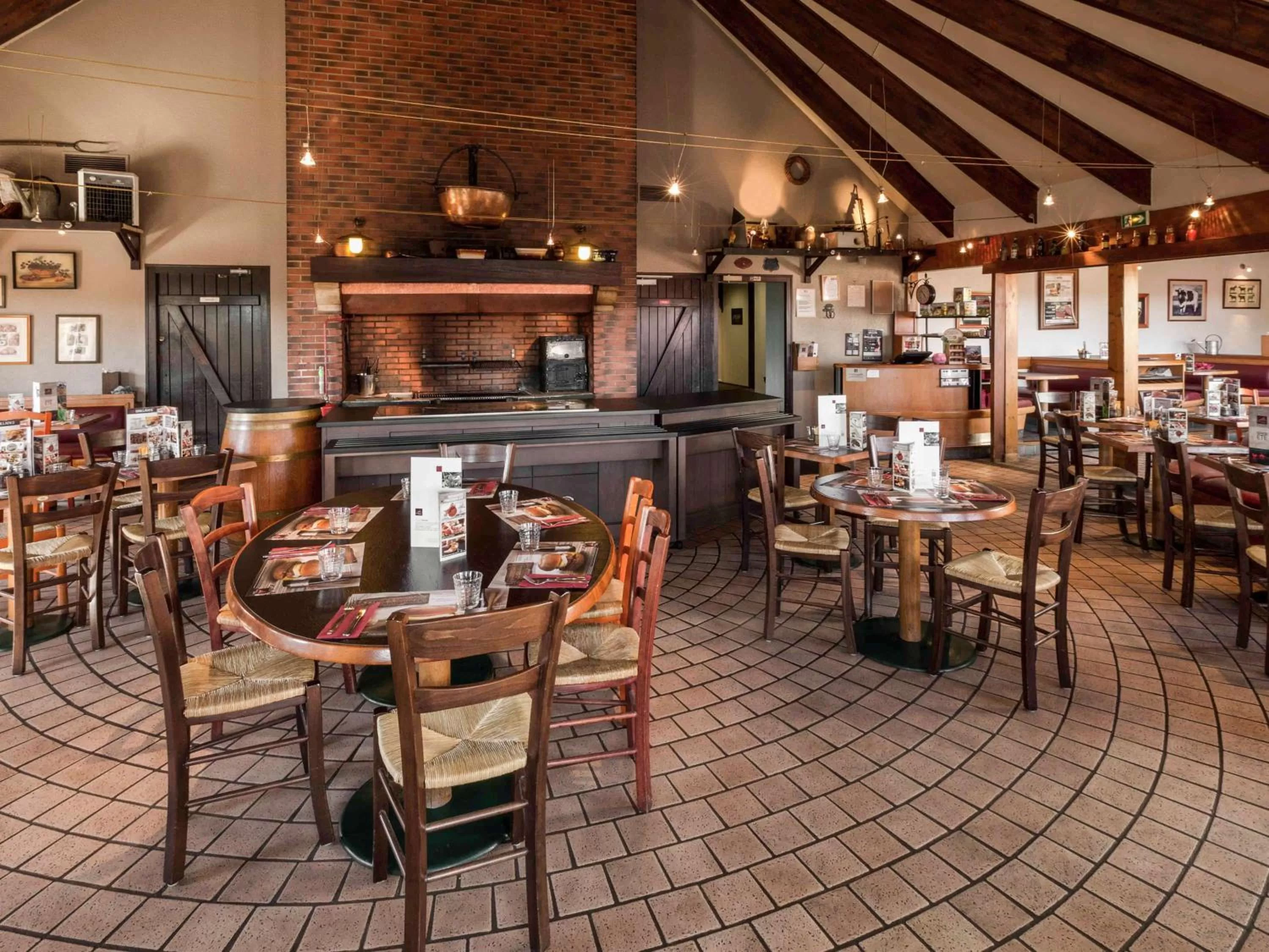 Restaurant/places to eat in ibis Saint Dizier