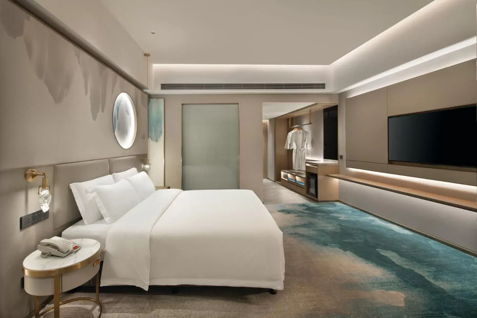 Bed in Grand Skylight Garden Hotel Shenzhen Tianmian City Building