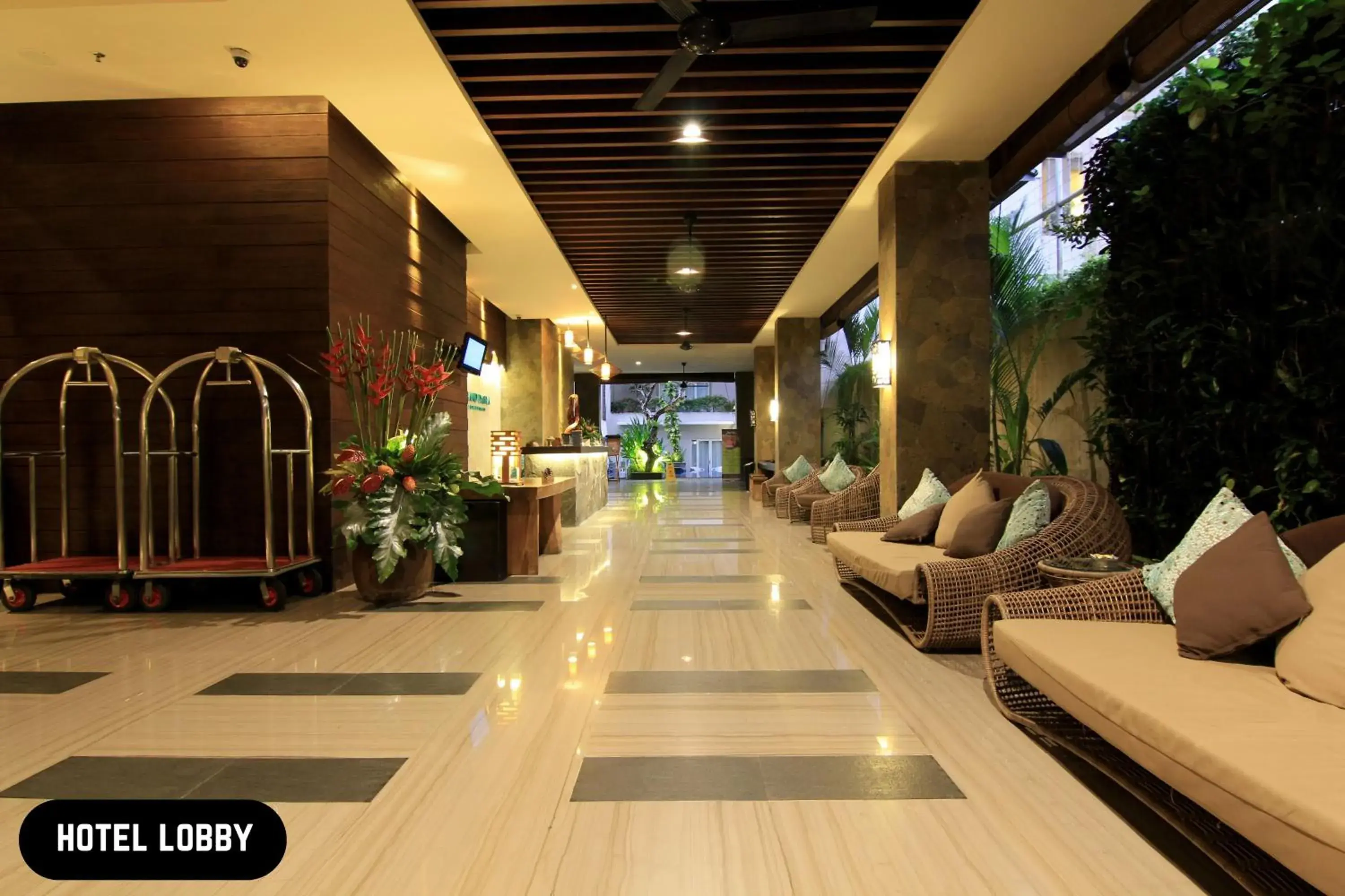 Lobby or reception in Grand Ixora Kuta Resort