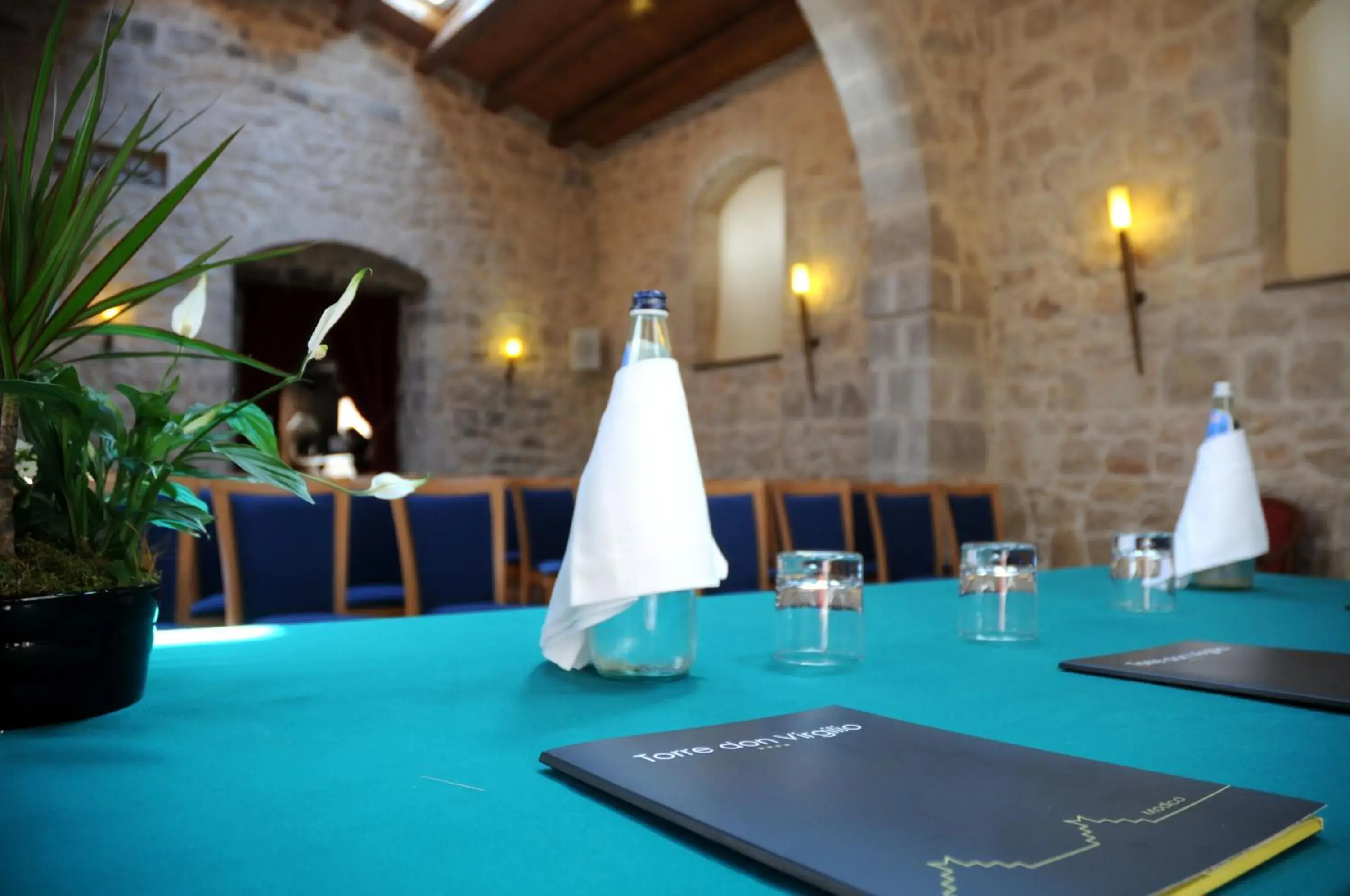 Business facilities, Restaurant/Places to Eat in Torre Don Virgilio Country Hotel