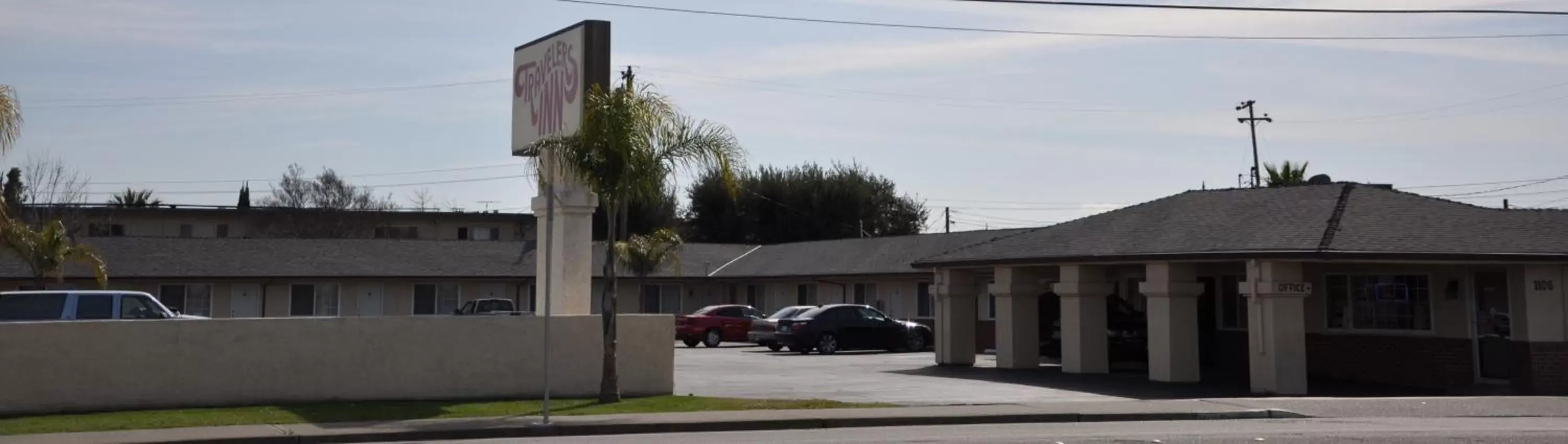 Property Building in Travelers Inn Manteca