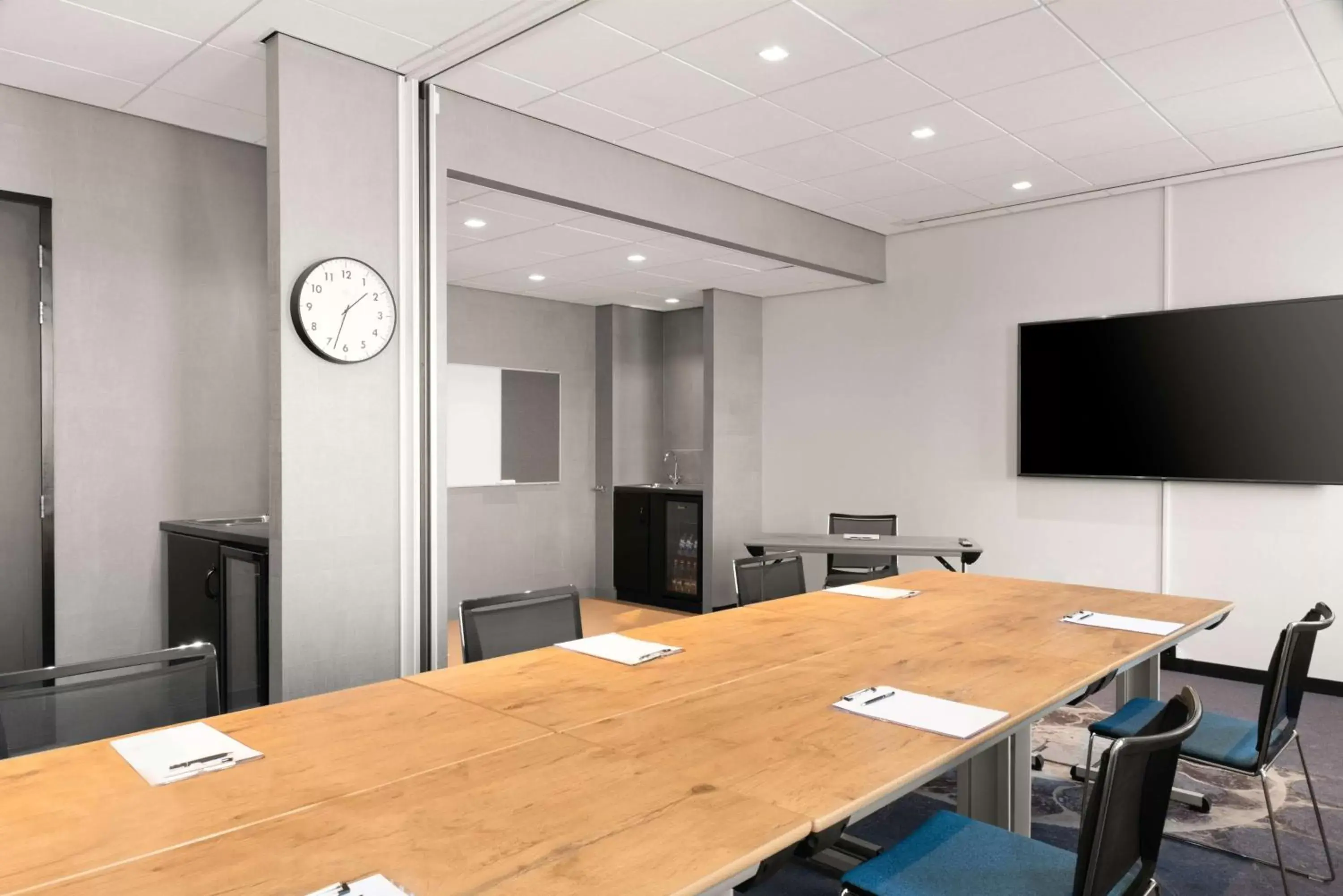 Meeting/conference room in Radisson Hotel & Suites Amsterdam South