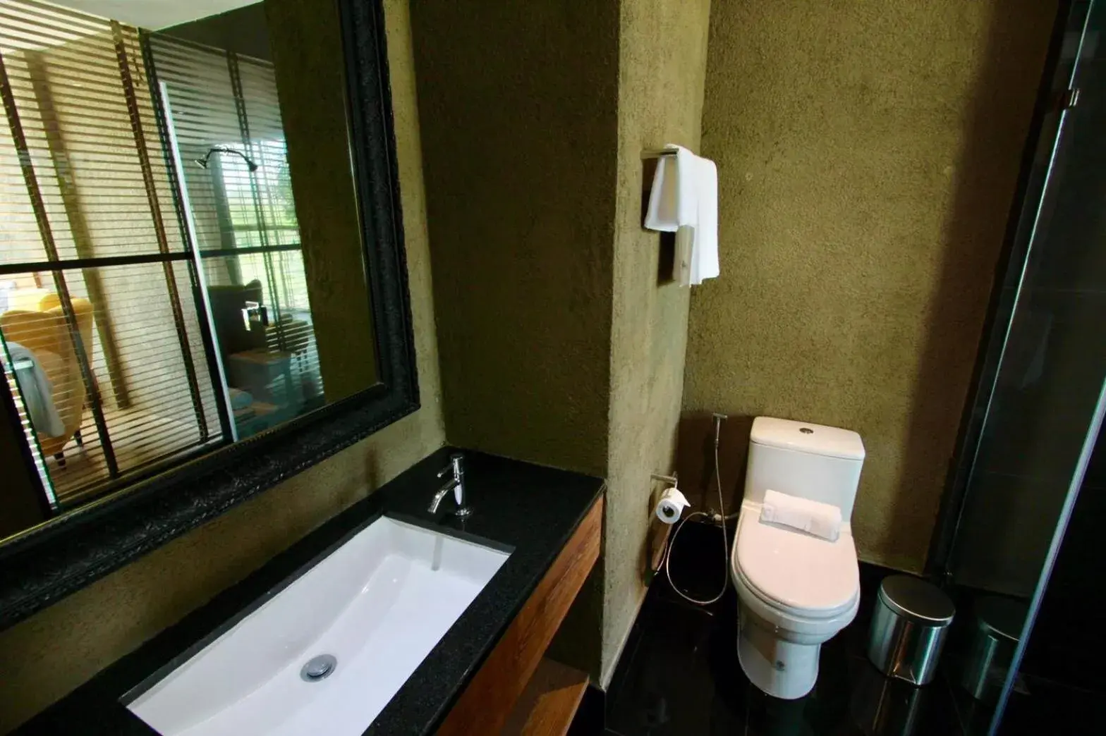 Bathroom in inchantreedoopool