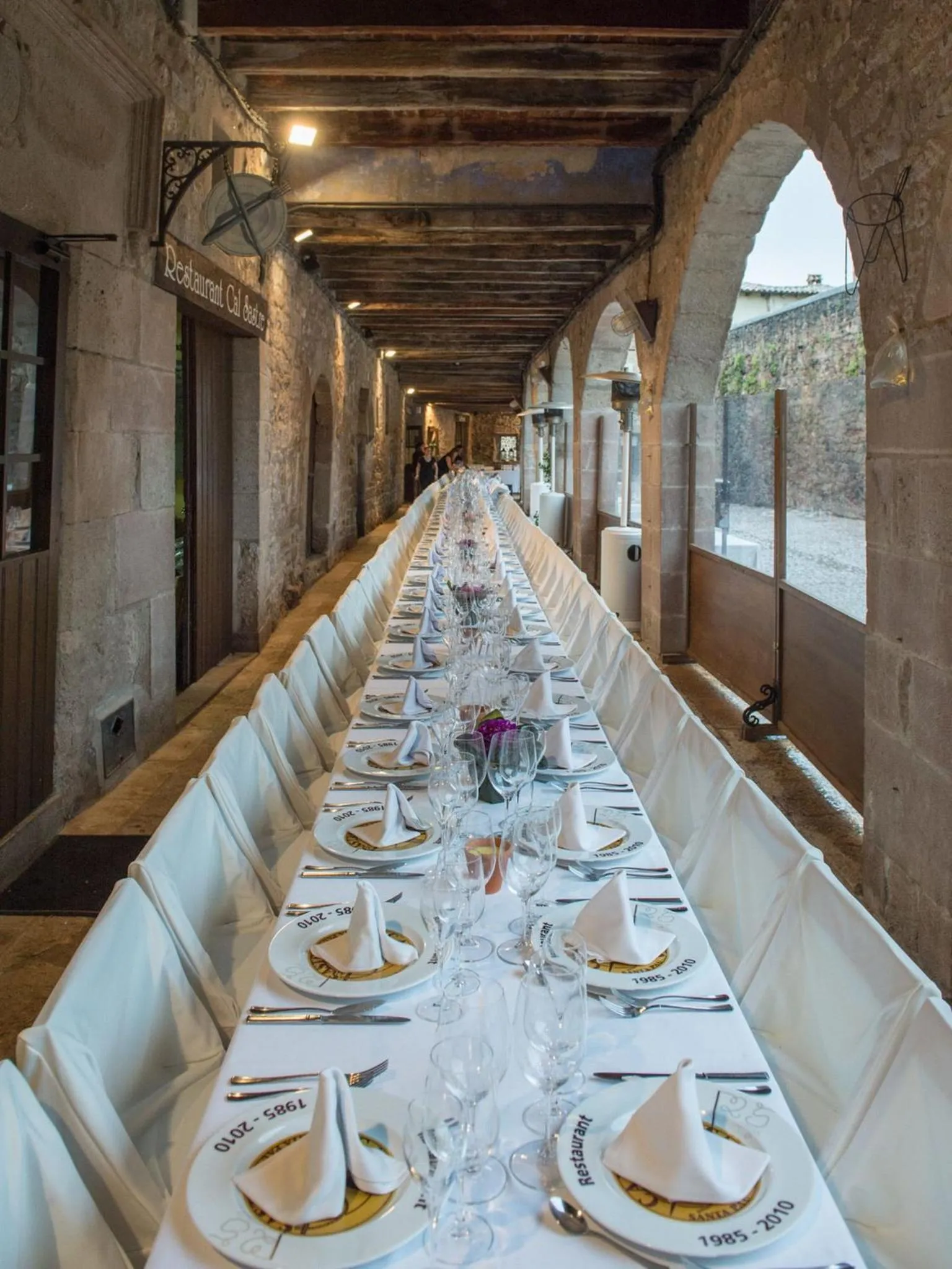 Restaurant/places to eat in Hotel Cal Sastre