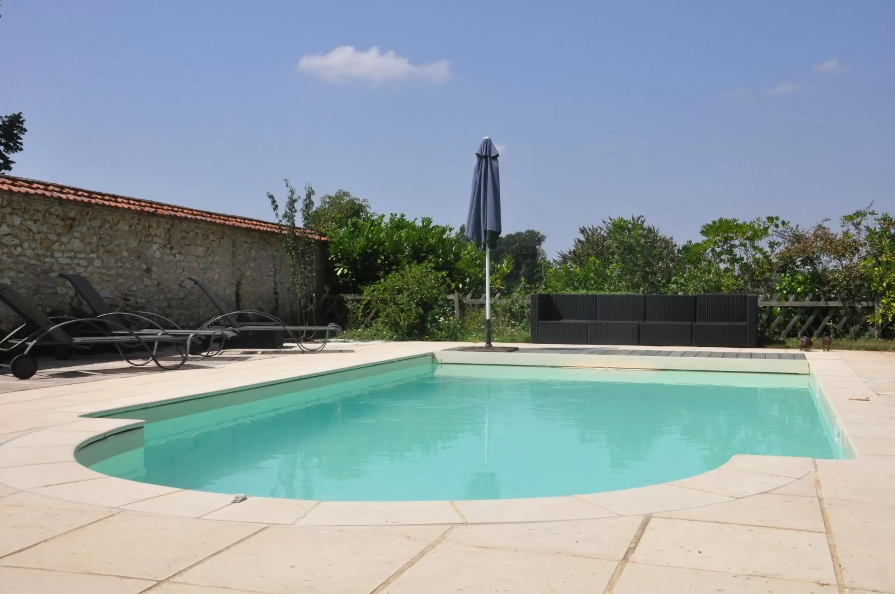 Pool view, Swimming Pool in Le Prieuré Saint Agnan