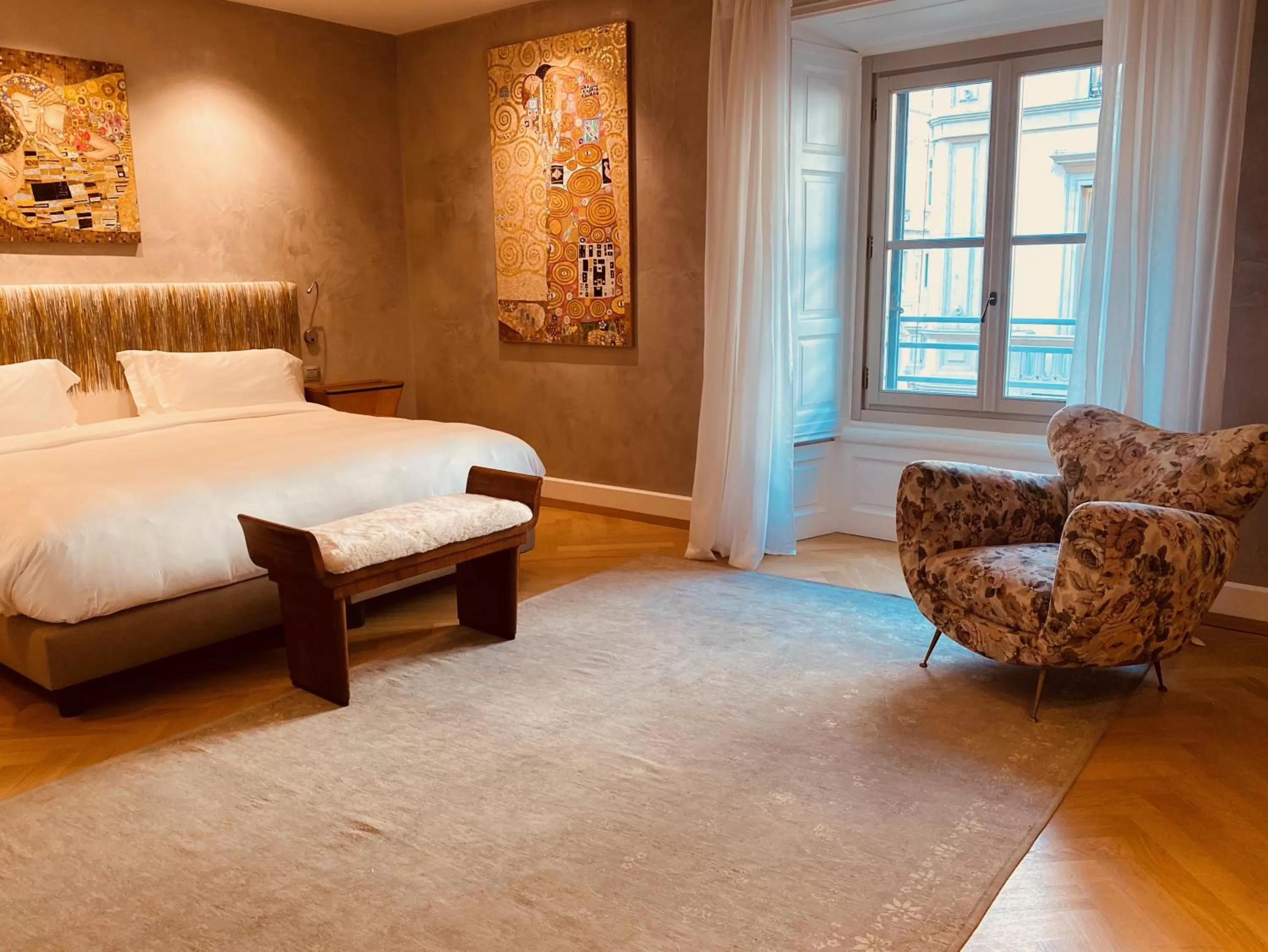 Photo of the whole room, Bed in Galleria Vik Milano - Townhouse Galleria - Small Luxury Hotels of the World