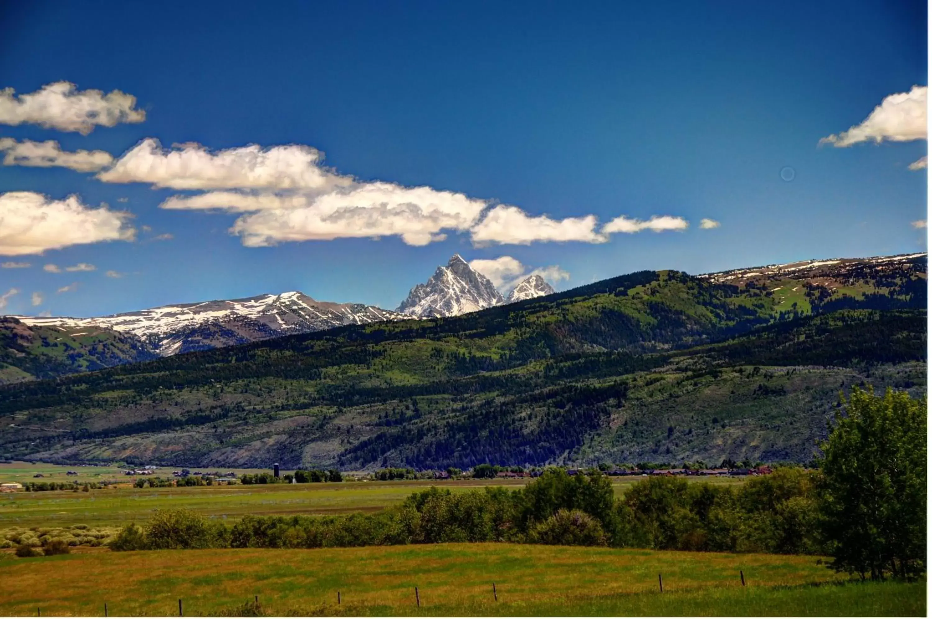 Bird's eye view in Fin and Feather Inn Bird's eye view in Fin and Feather Inn