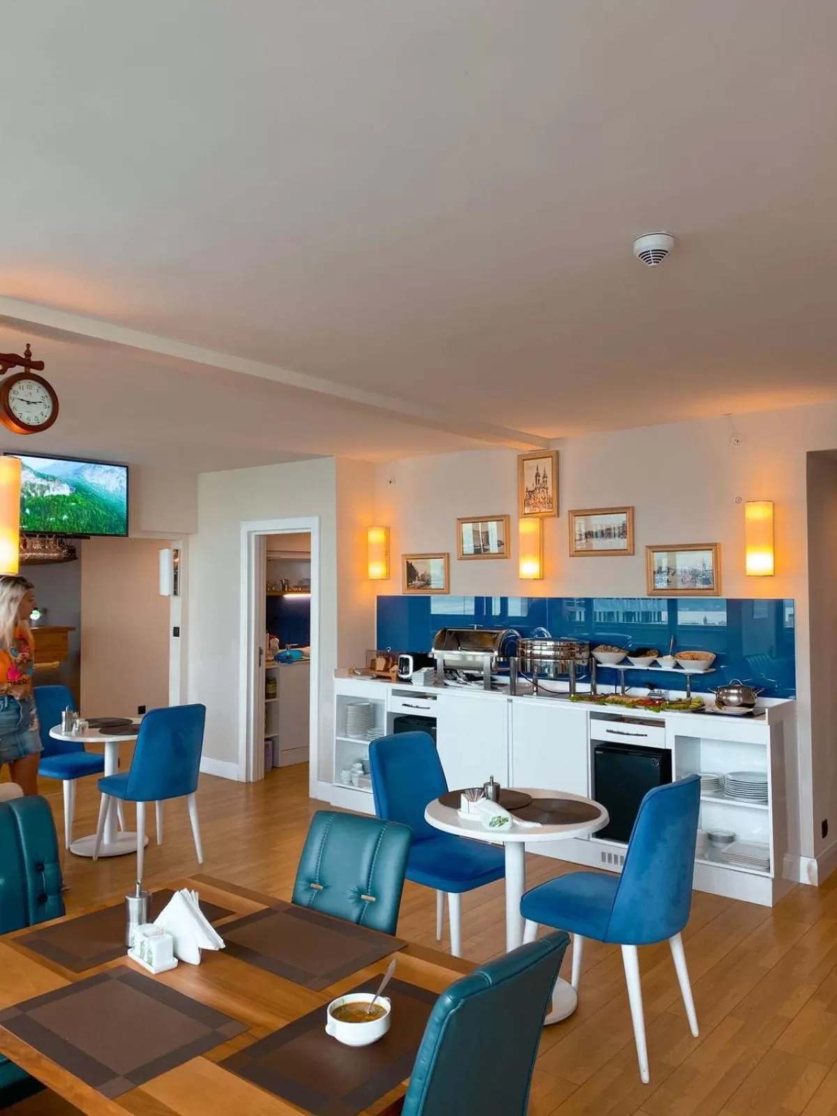 Restaurant/Places to Eat in Orbi City Batumi With Sea View