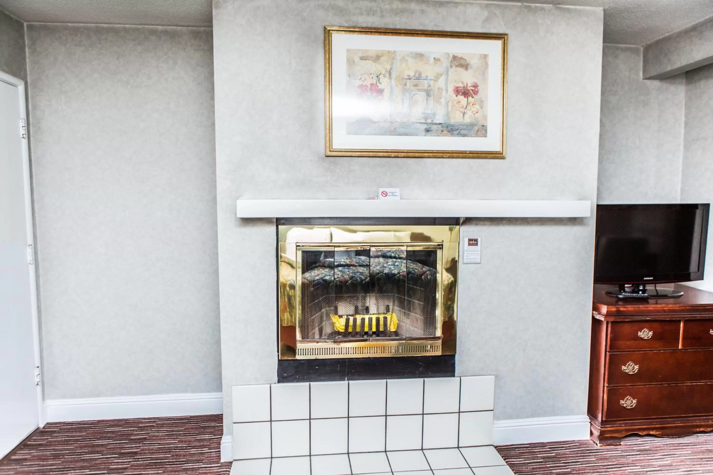 Decorative detail in Pelican Inn