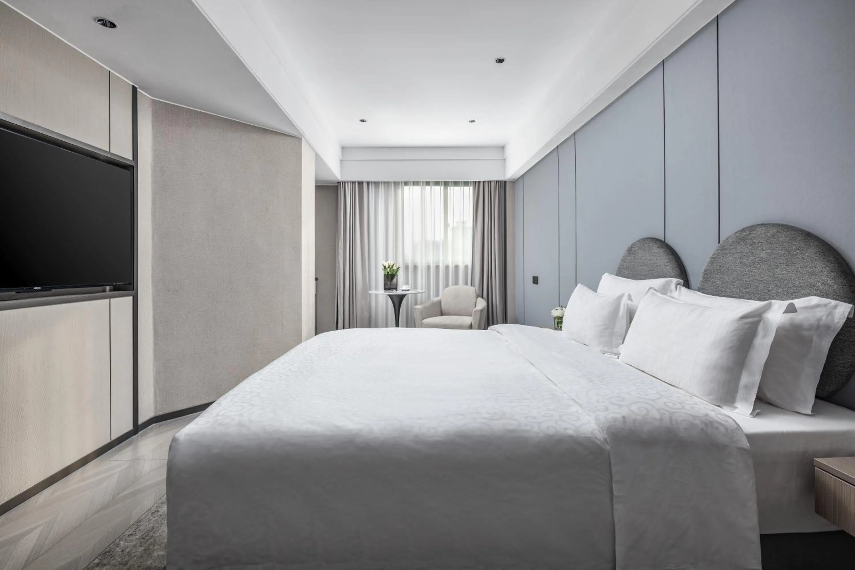 Photo of the whole room, Bed in Bali Yating Hotel