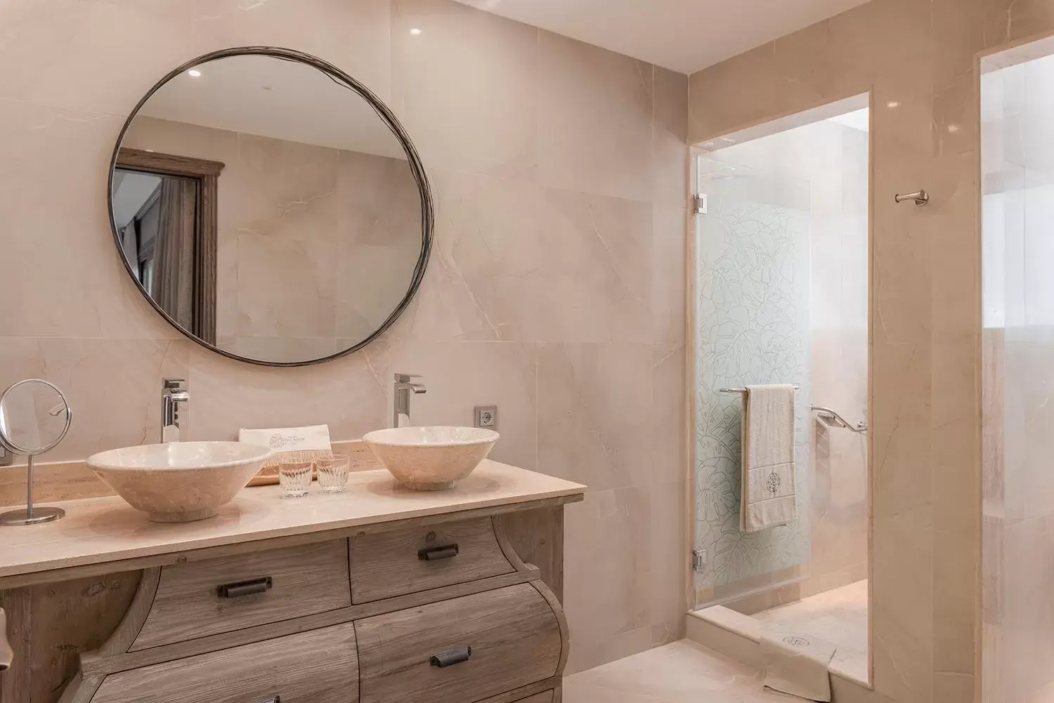 Bathroom in Royal River, Luxury Hotel - Adults Only