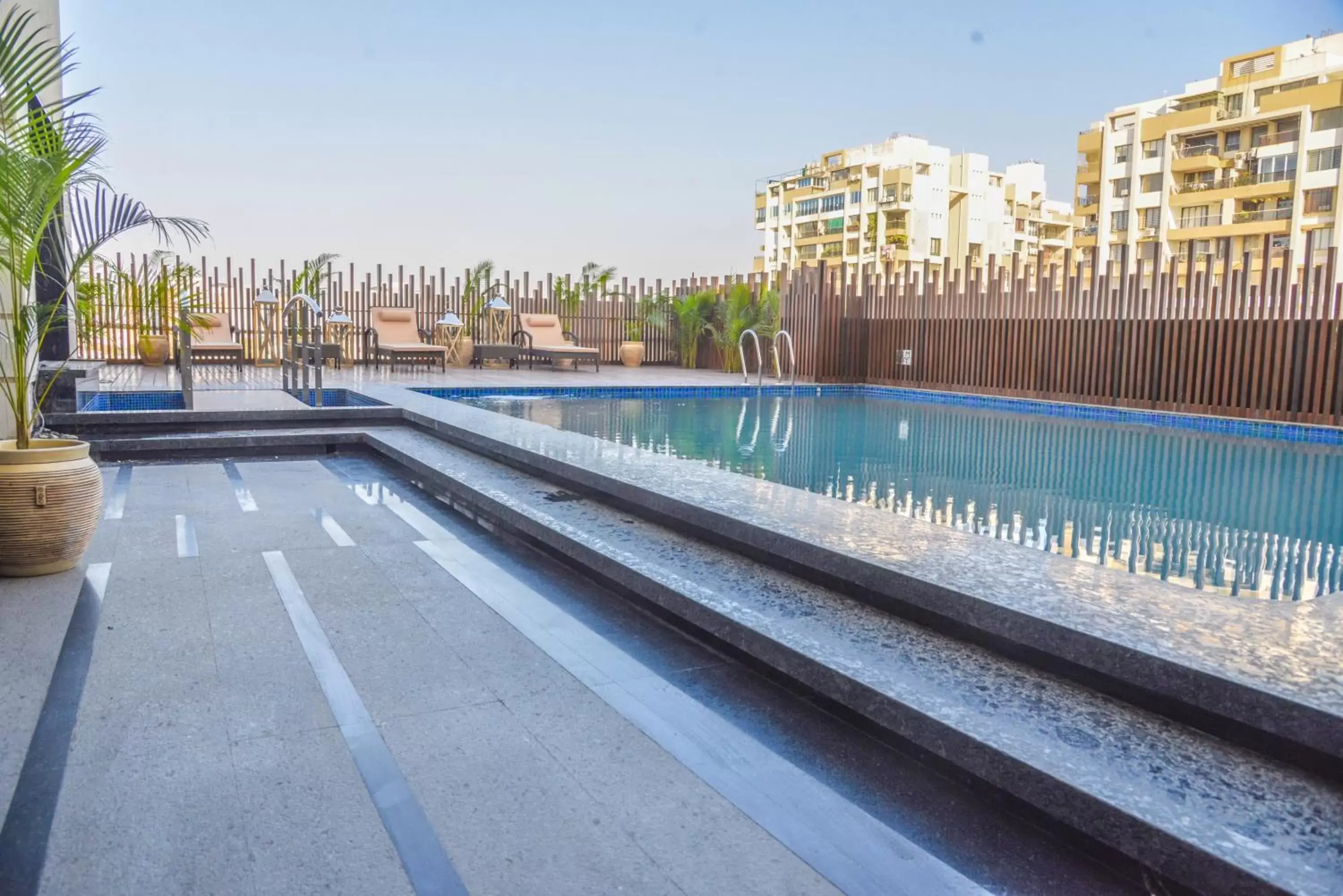 Pool view, Swimming Pool in Efcee Sarovar Premiere Bhavnagar