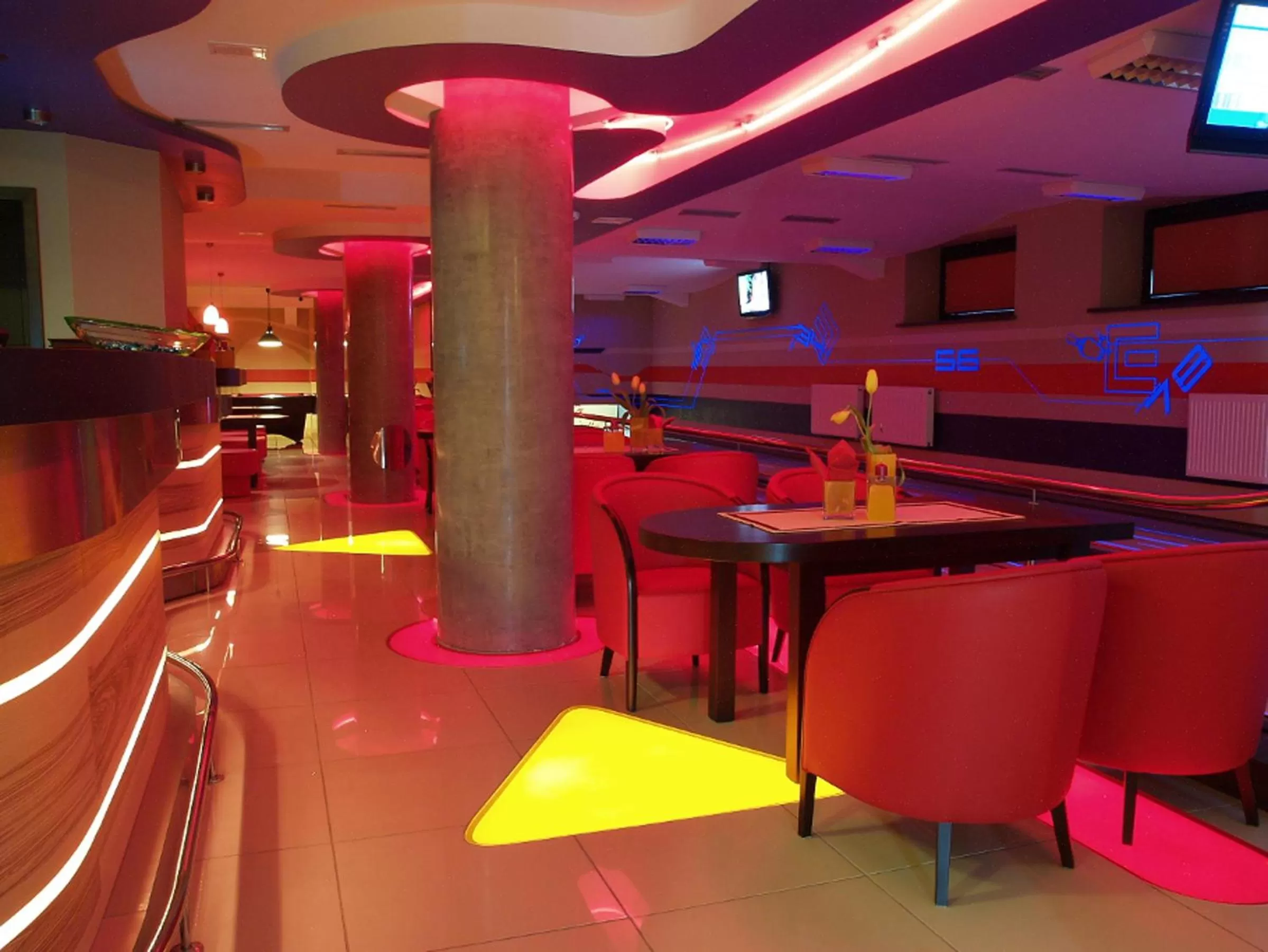 Bowling, Lounge/Bar in Ośrodek Natura Zdrój Wellness & SPA