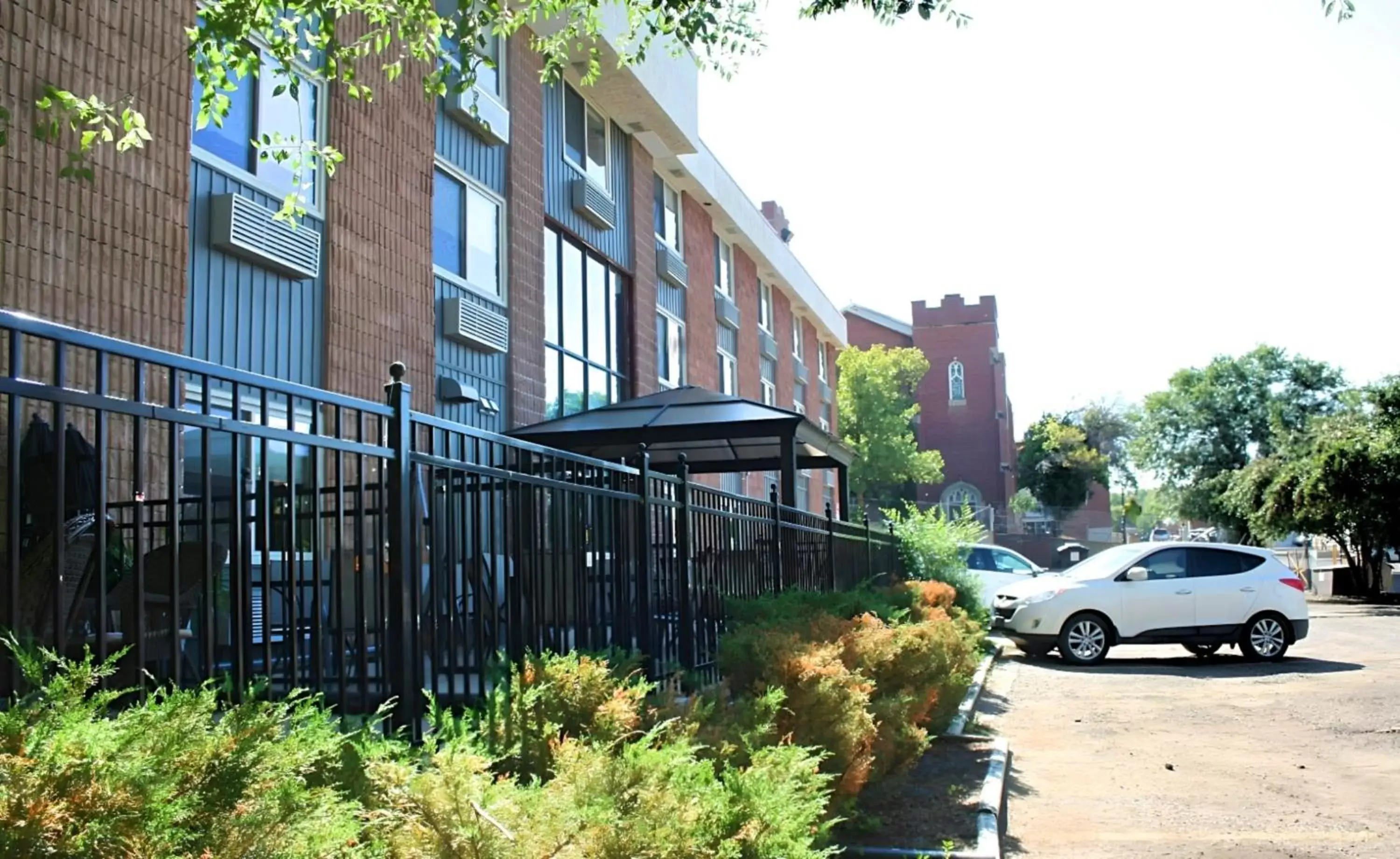 Property Building in The Medicine Hat Villa