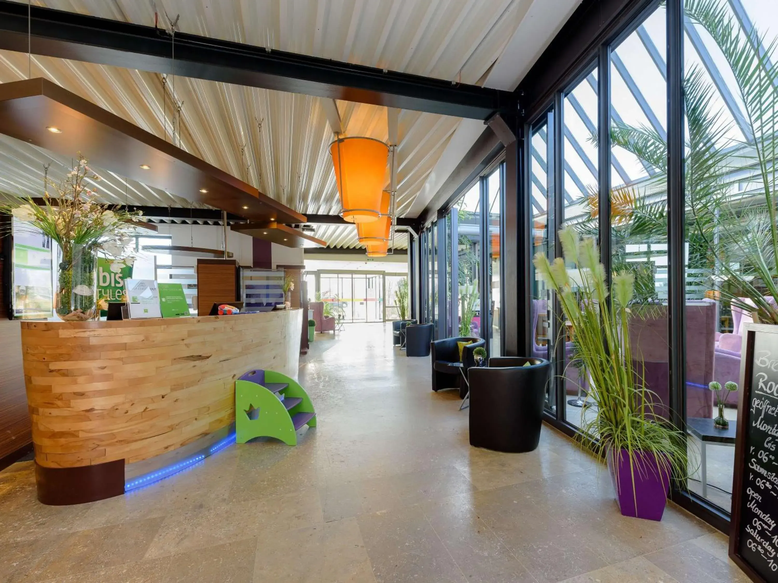 Property building, Lobby/Reception in ibis Styles Leipzig