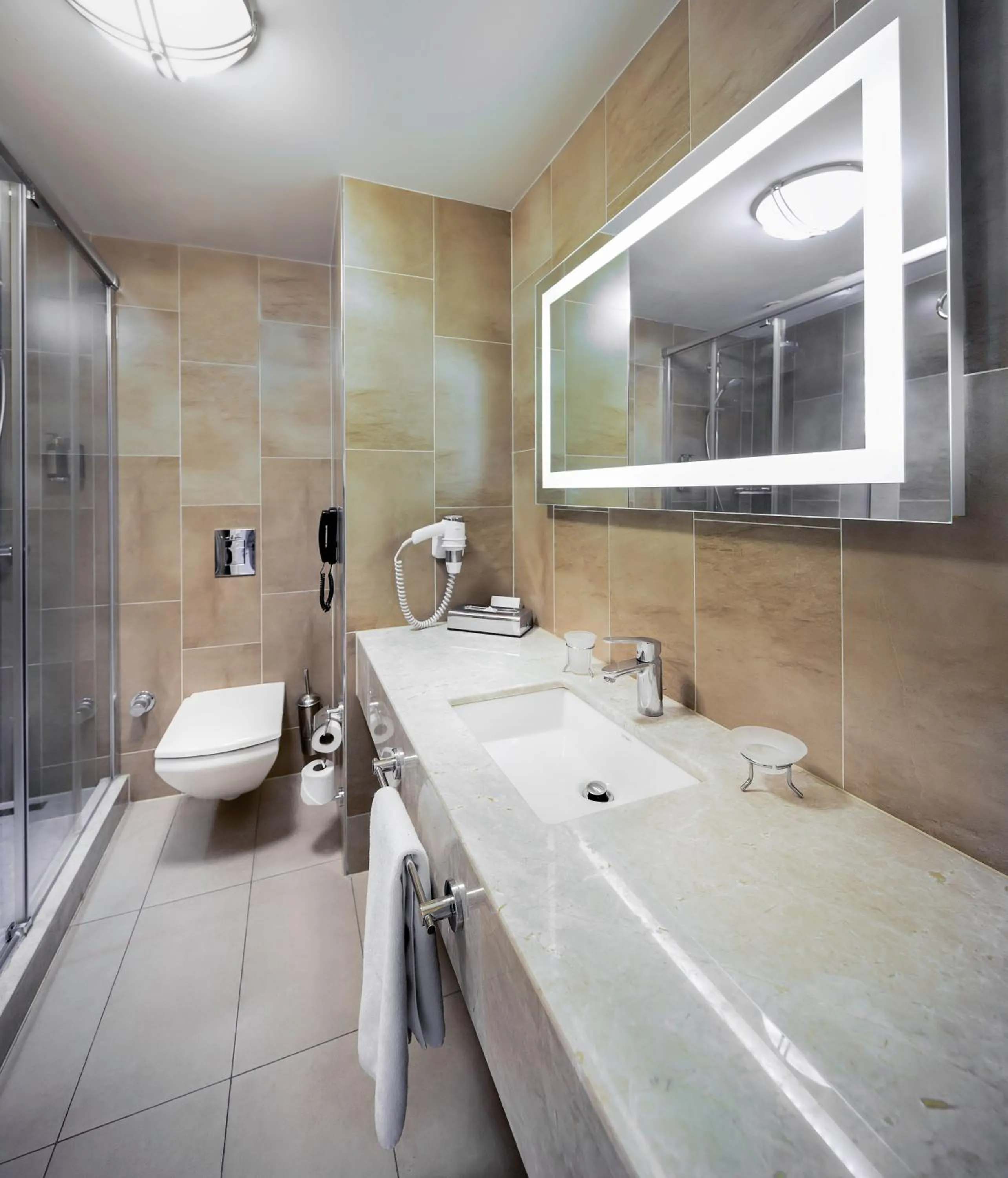 Bathroom in Titanic Comfort Sisli