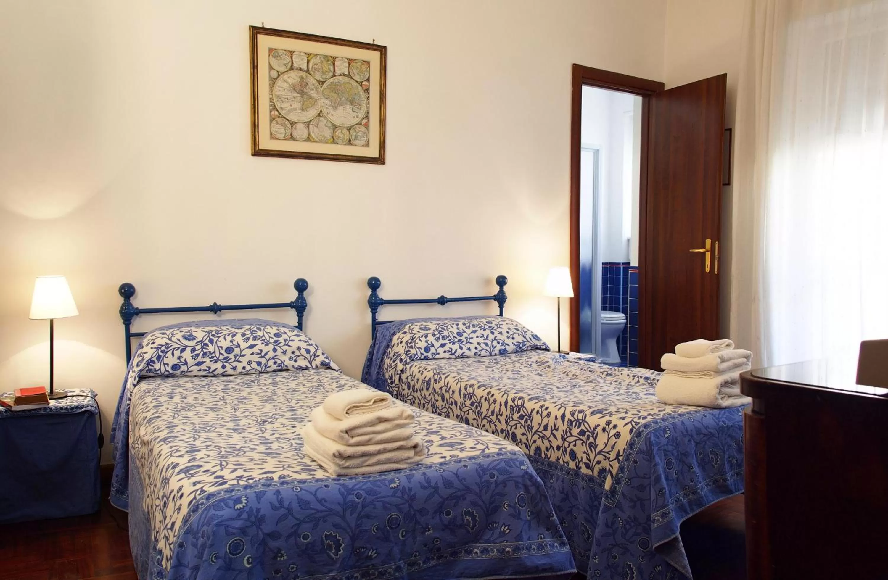 Shower, Bed in 2 Passi Da