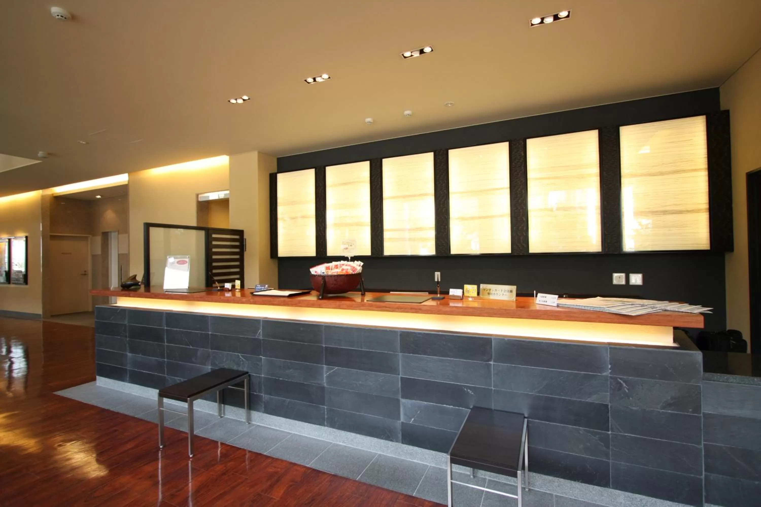 Lobby or reception in Uozu Manten Hotel Ekimae