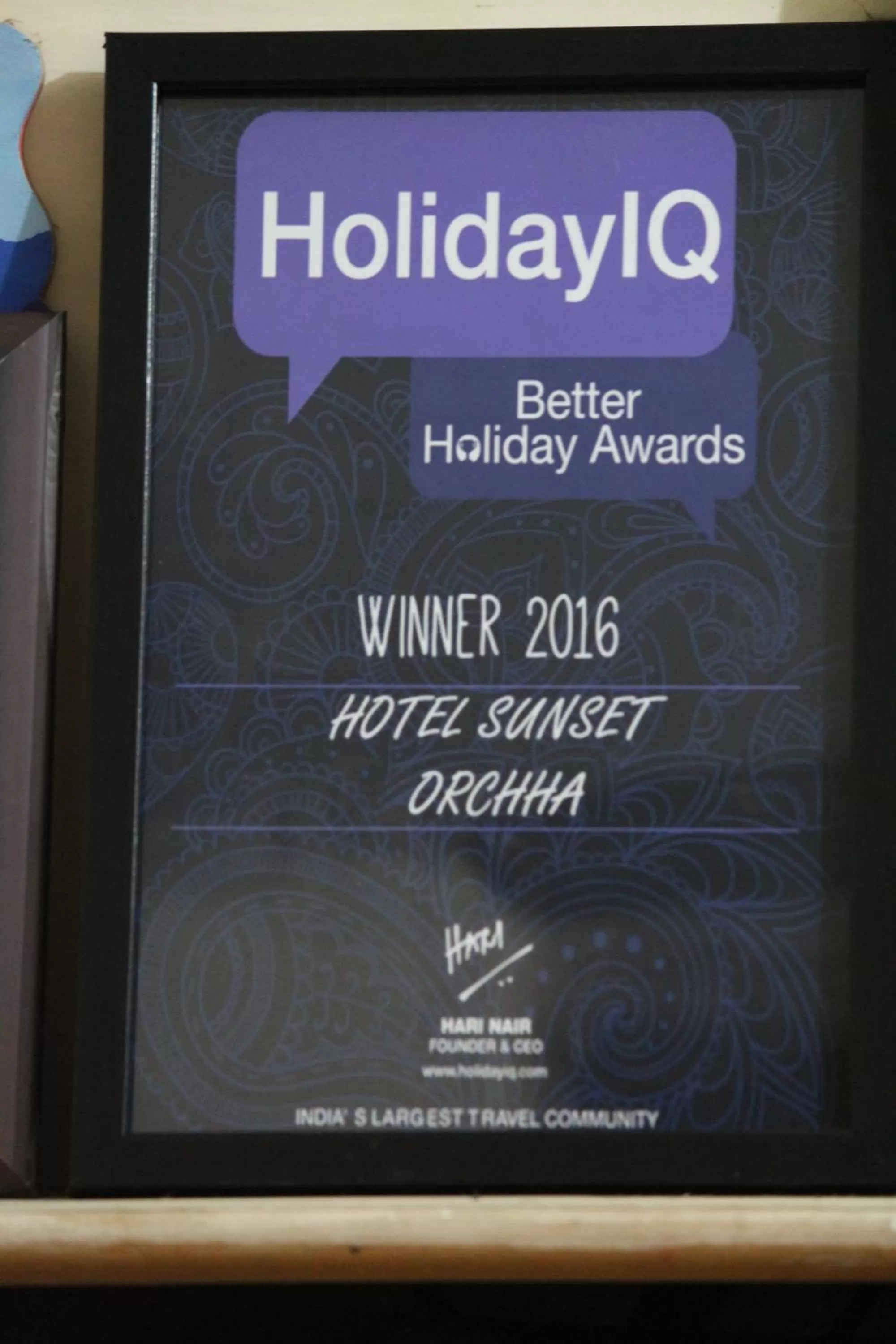 Property logo or sign in Hotel Sunset