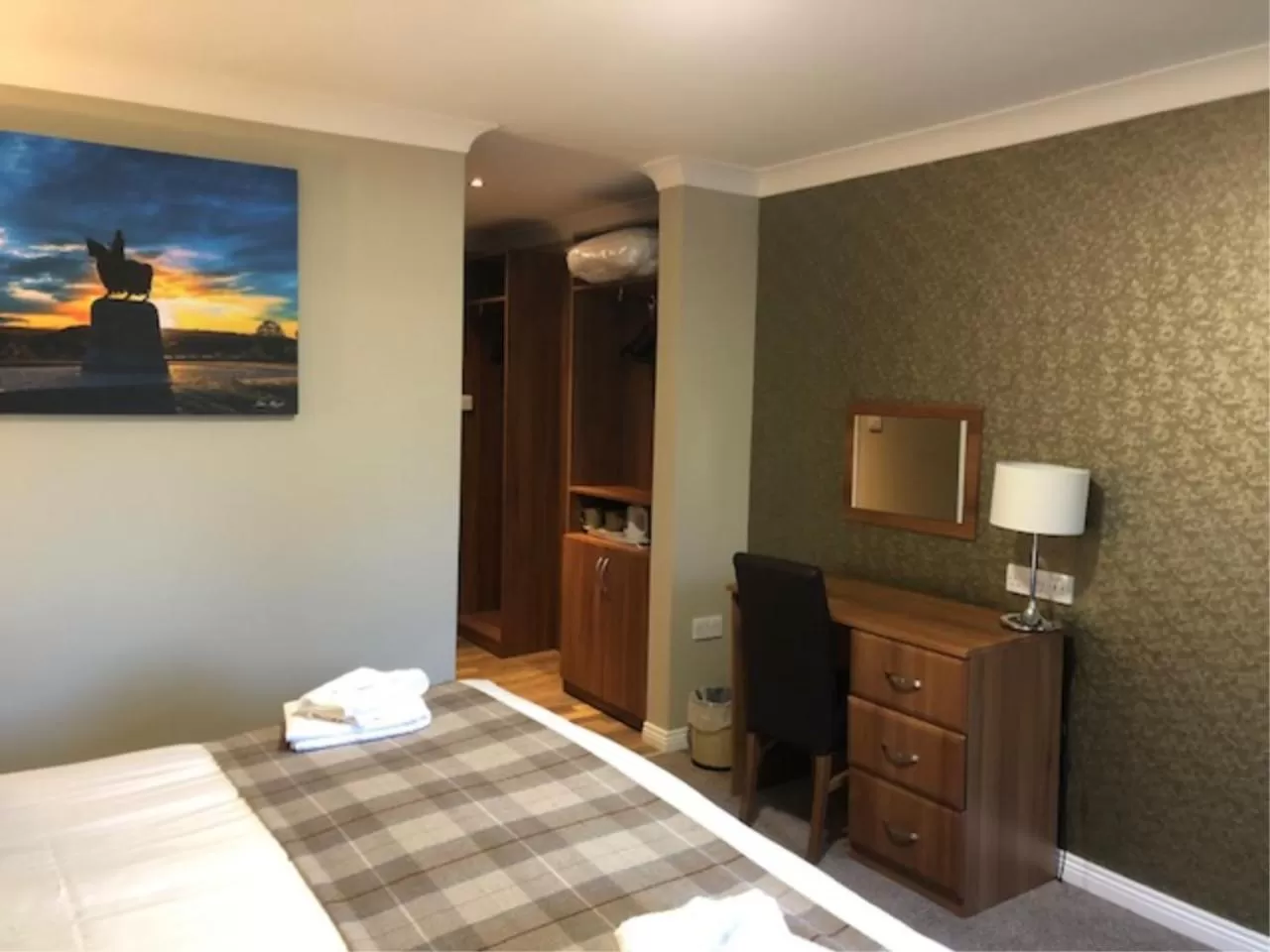 Bed in King Robert Hotel