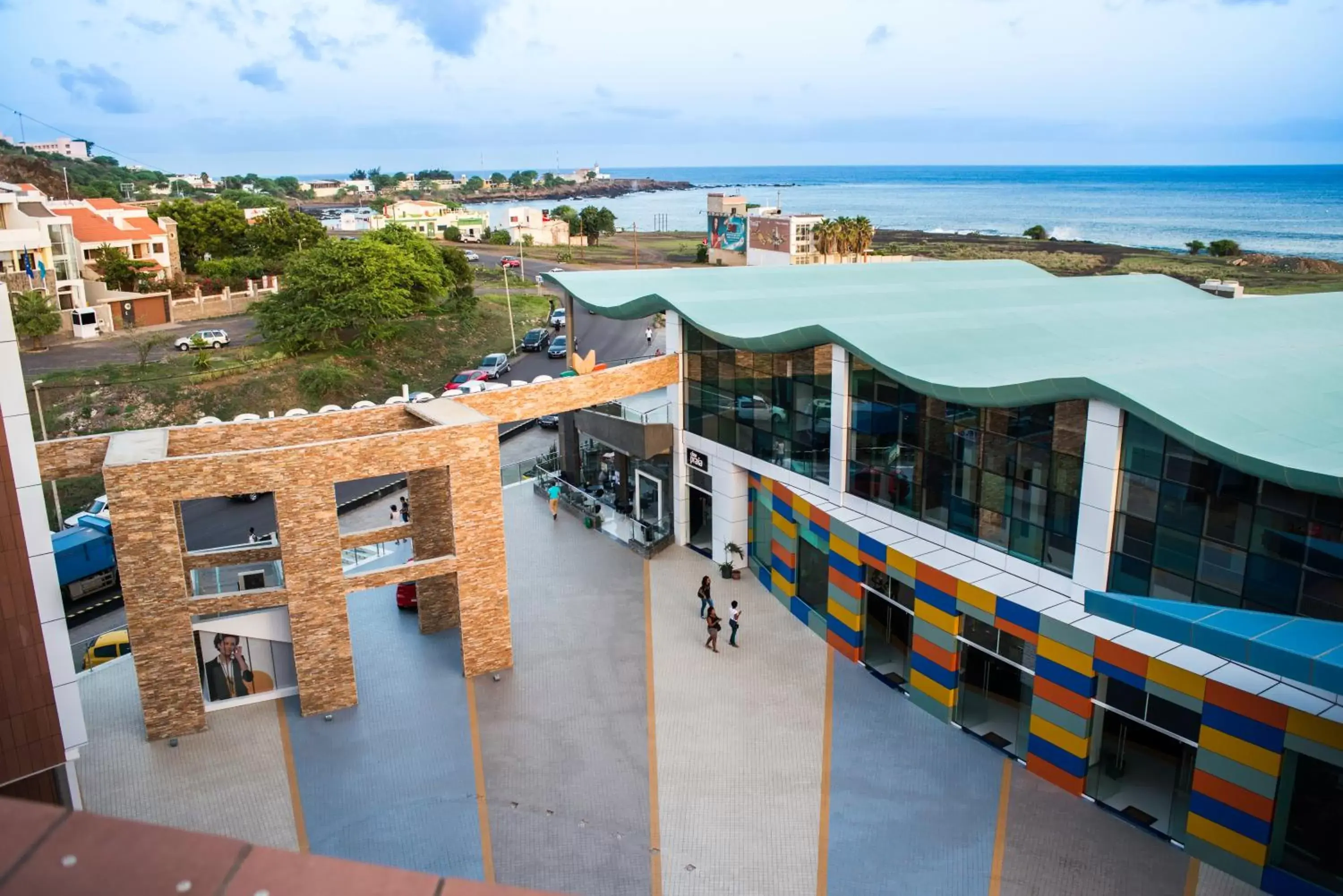 On-site shops in Hotel Vip Praia