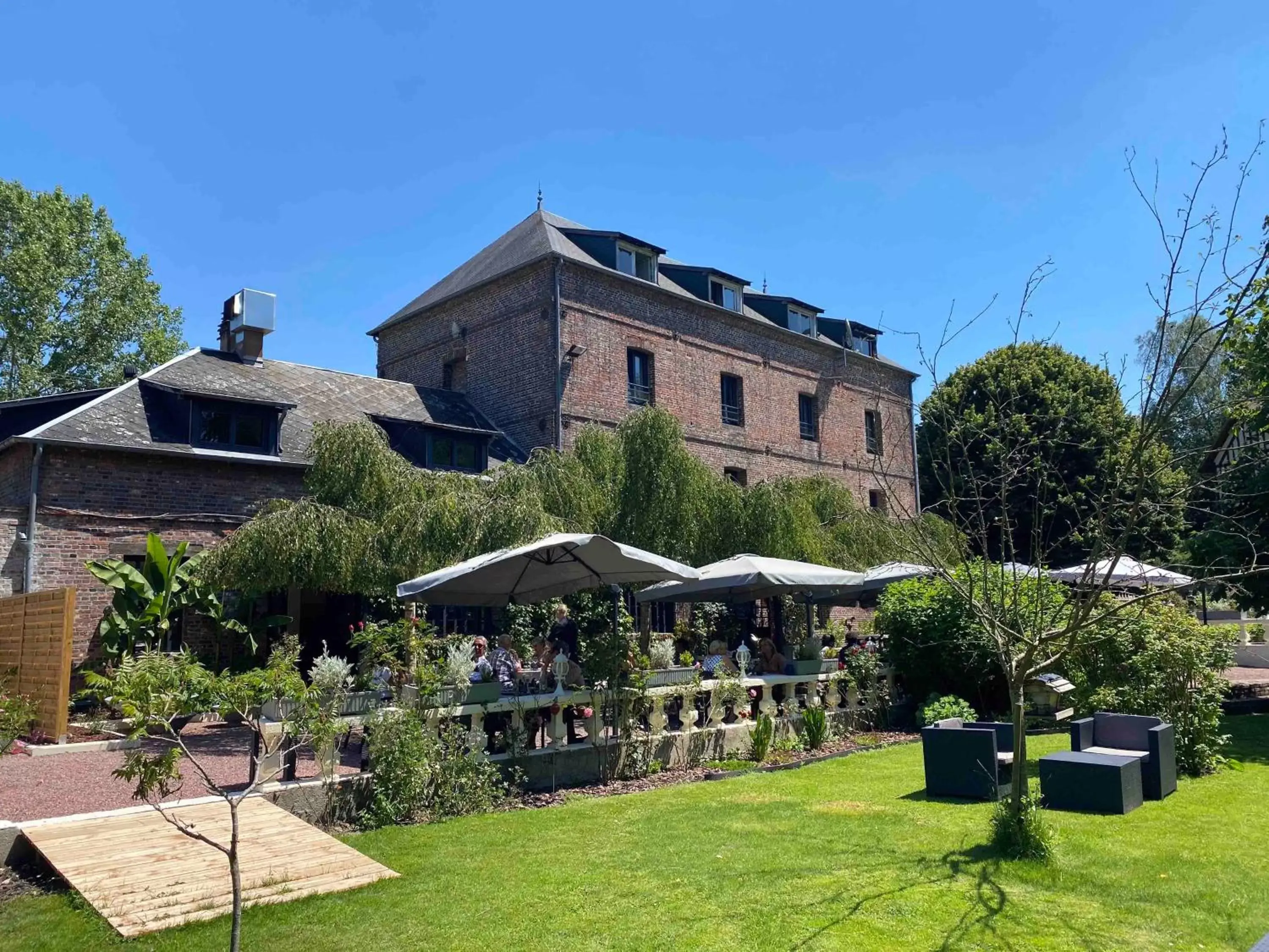 Garden, Property Building in Le Moulin Fouret