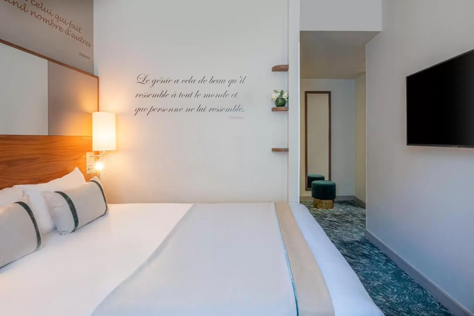 Bedroom, Bed in Hôtel Le Tourville by Inwood Hotels