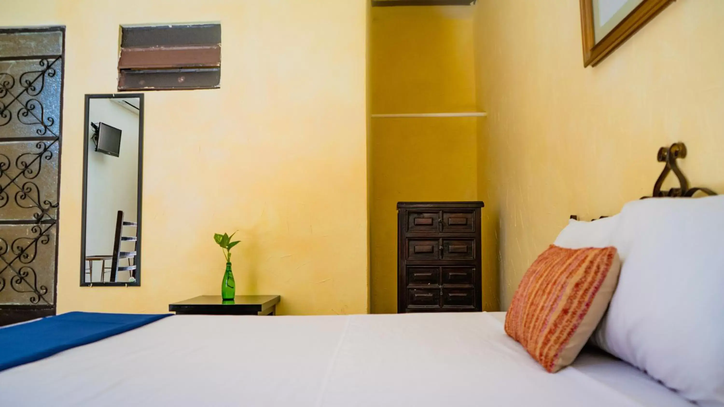 Bed in Hotel Mucuy Bed in Hotel Mucuy