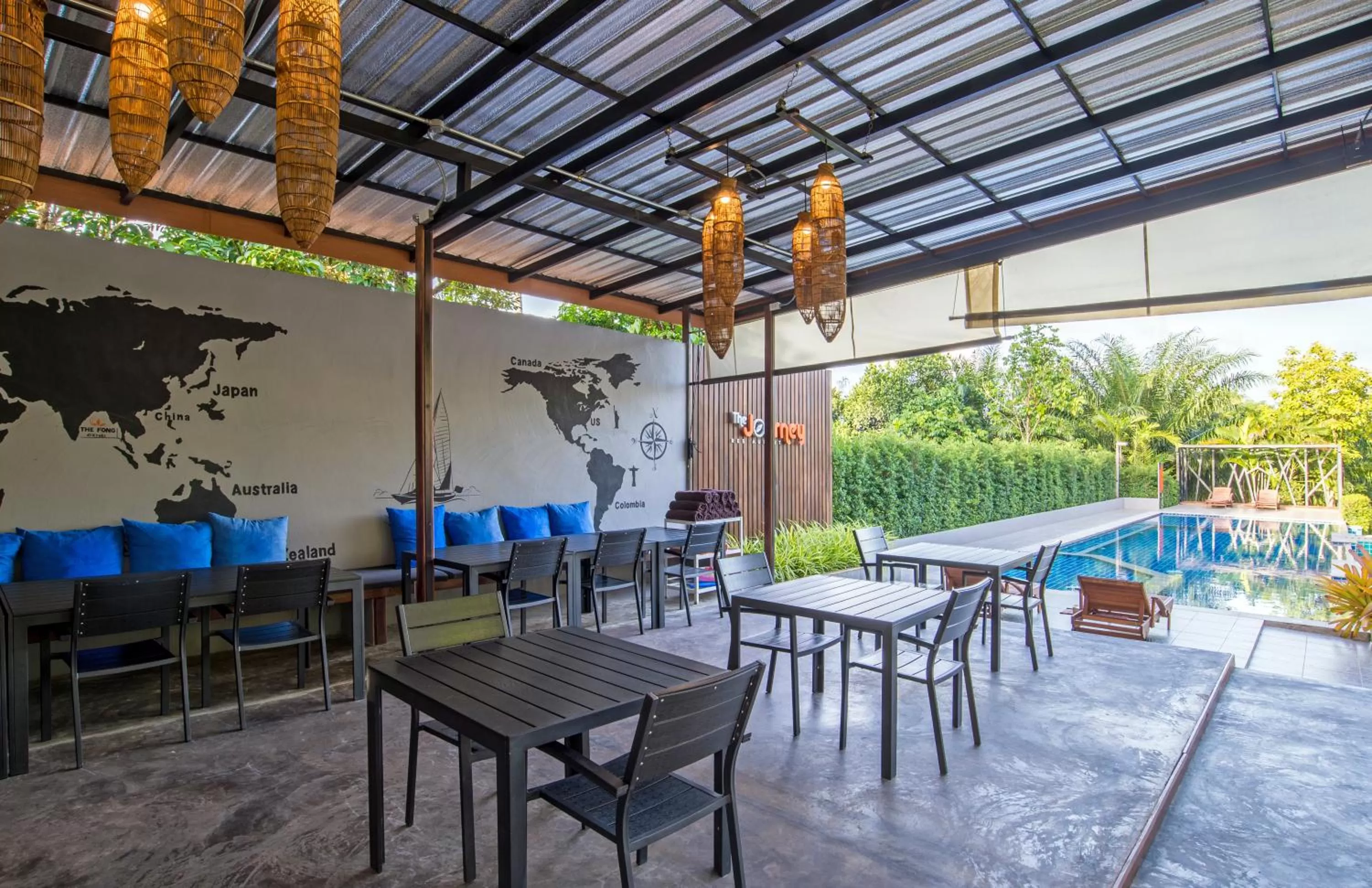 Restaurant/places to eat in The Fong Krabi resort