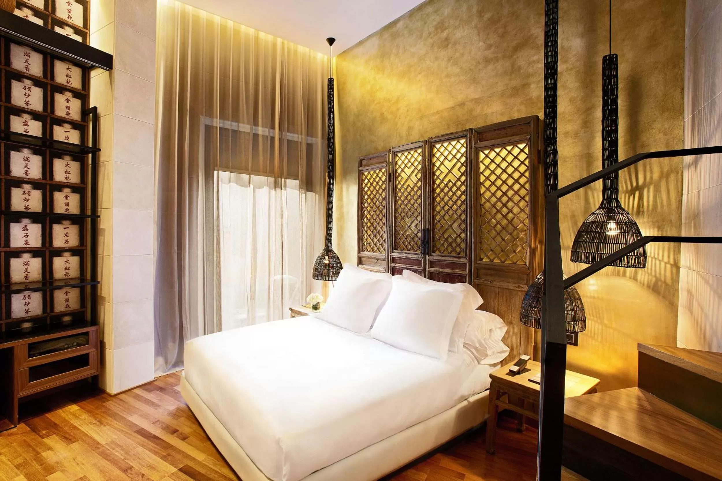 Bedroom, Bed in Claris Hotel & Spa GL, a Small Luxury Hotel of the World