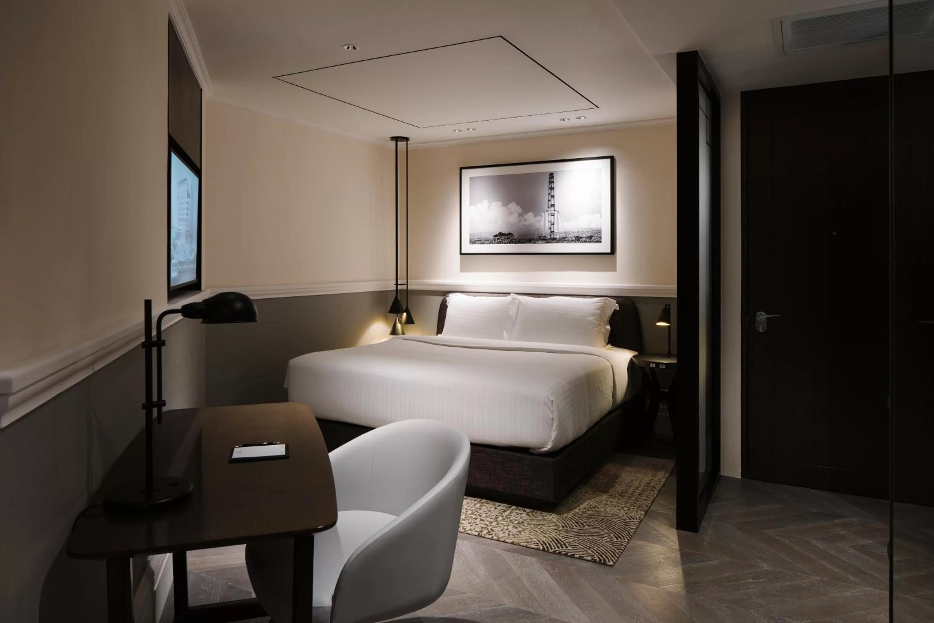 Bedroom, Bed in Grand Park City Hall